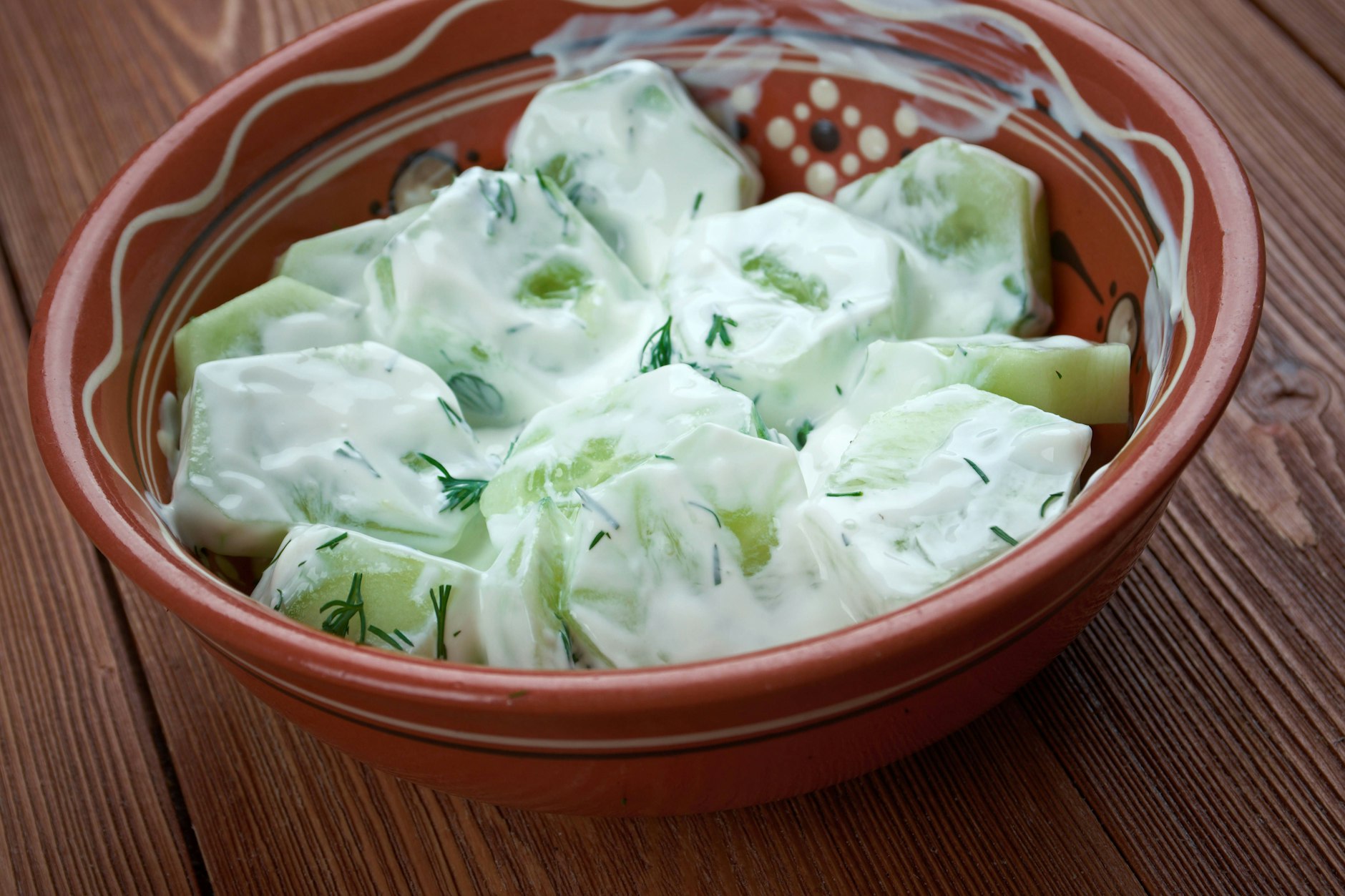 Gurkensalat mit leckerer Soße: Dieses Rezept aus der DDR wird Ihnen garantiert gut schmecken!