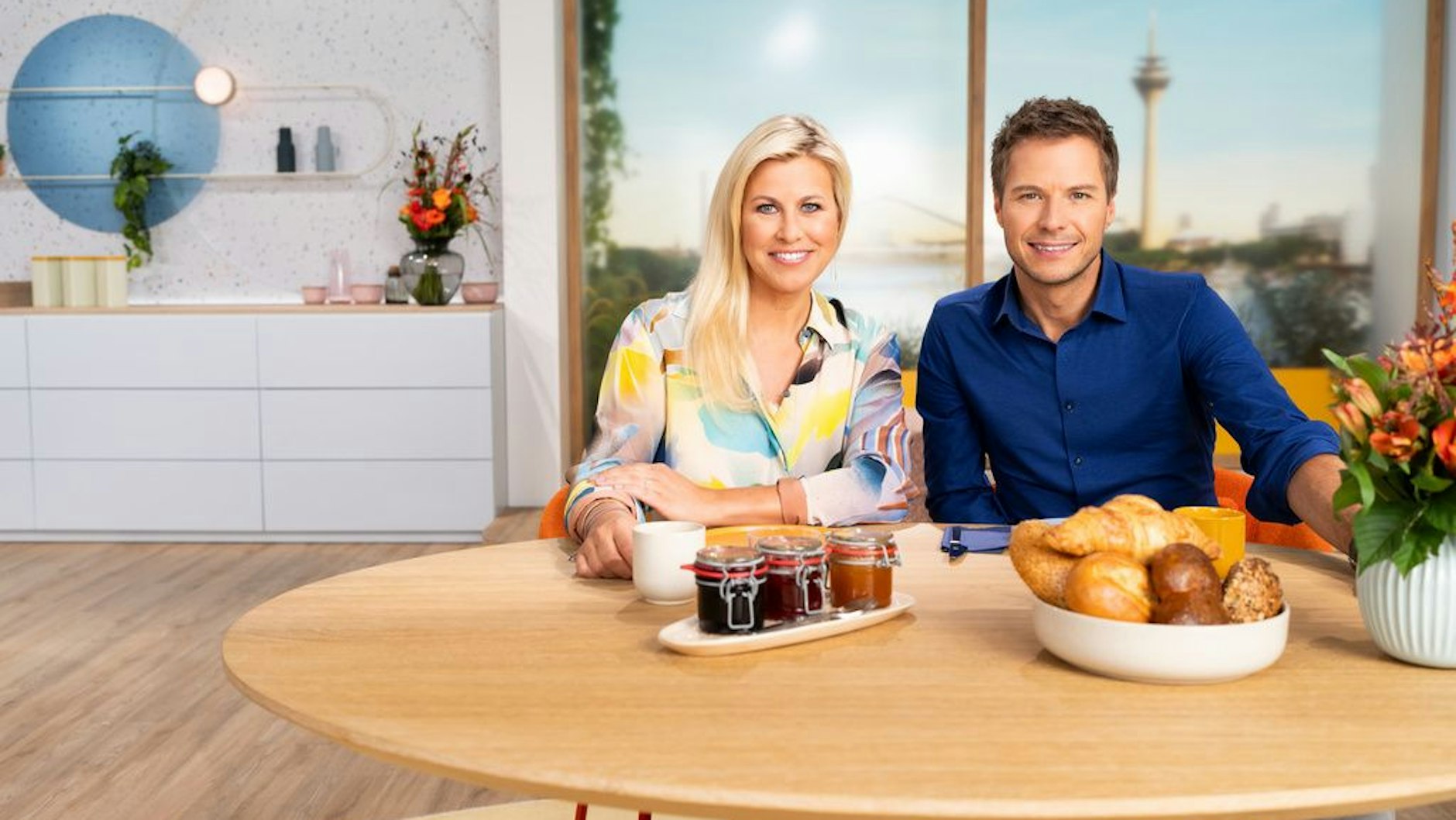 Nadine Krüger moderiert heute zusammen mit Florian Weiss die ZDF-Sendung Volle Kanne.