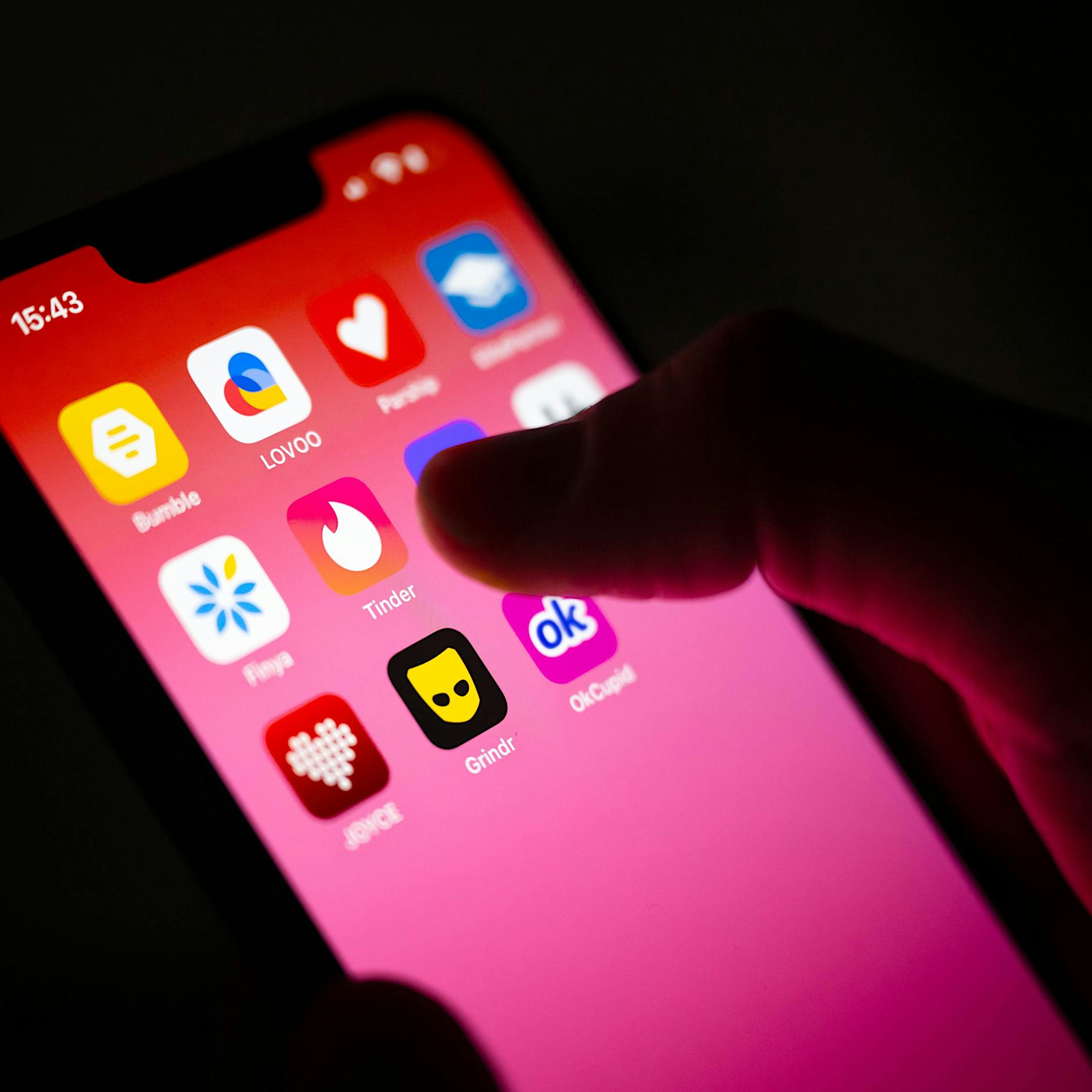 Berliner über Dating-Plattform angelockt und ausgeraubt: Vier Männer festgenommen