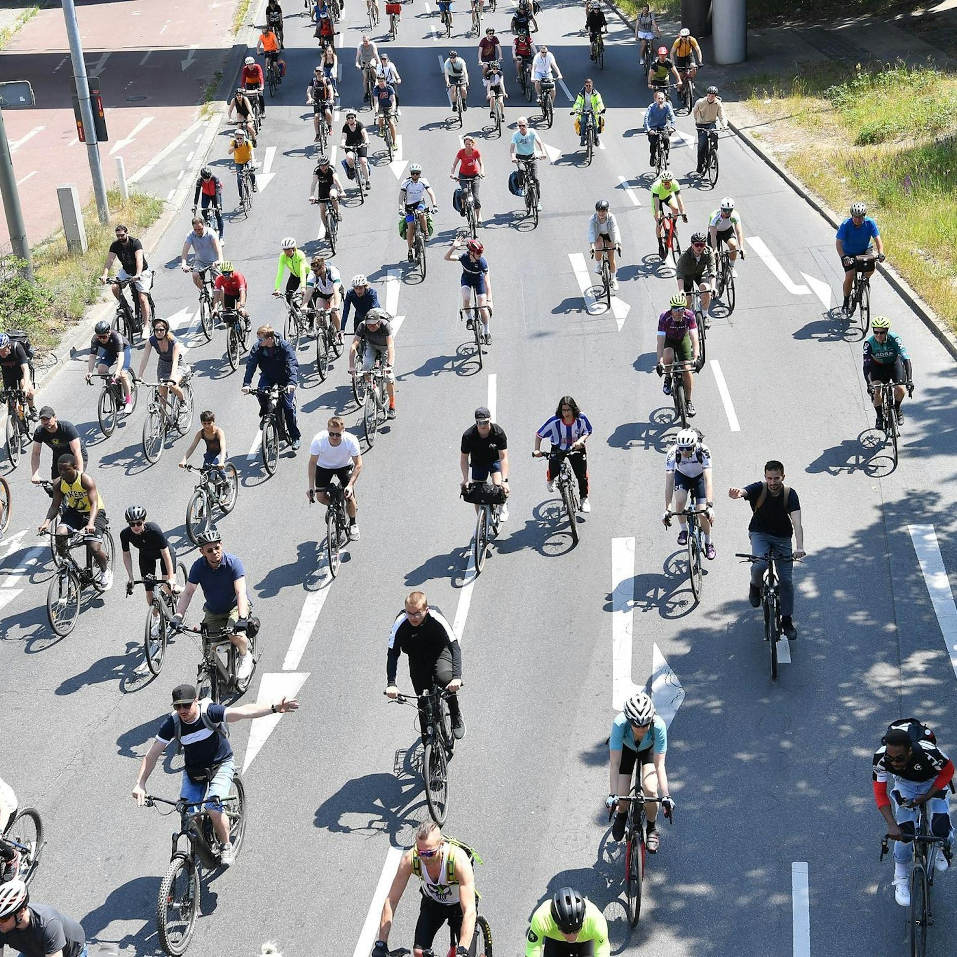 Image - Fahrrad-Sternfahrt durch Berlin sorgt am Sonntag für Verkehrsbehinderungen
