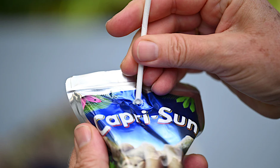 Capri-Sun hat eine Online-Petition gegen den Papierstrohhalm gestartet.