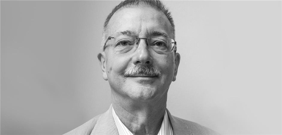 Bekannter Herz-Arzt in Wohnung ermordet: Witwe verhaftet!