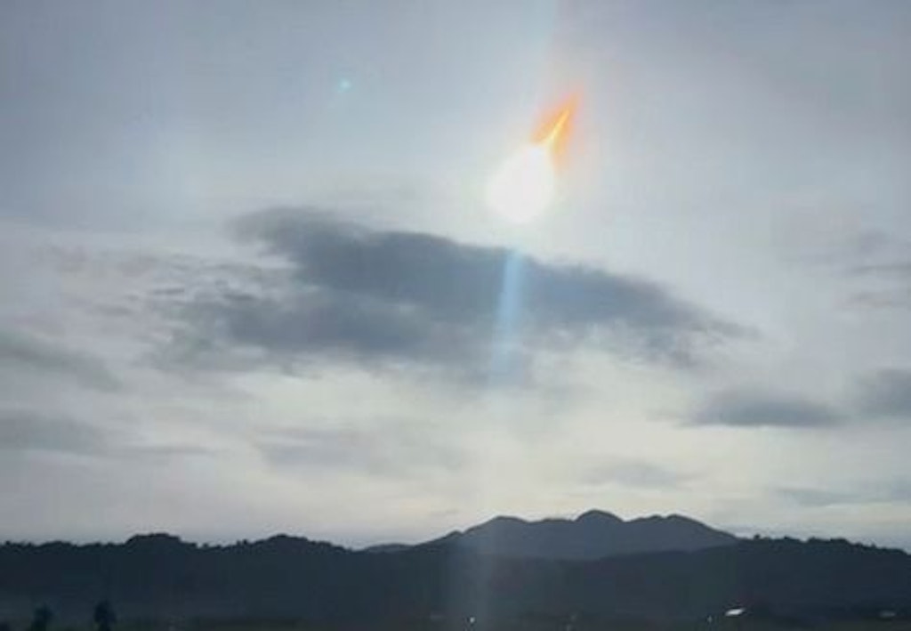 Seltenes Himmelsspektakel: Asteroid verglüht über den Philippinen
