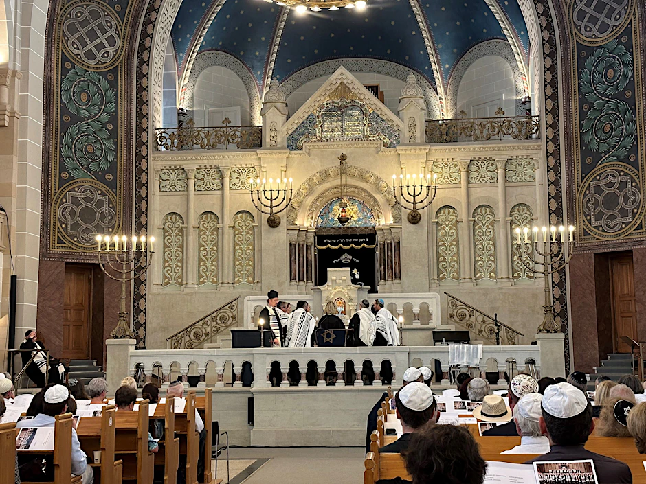 Die Ordination von Rabbinerinnen in der Synagoge in der Rykestraße.