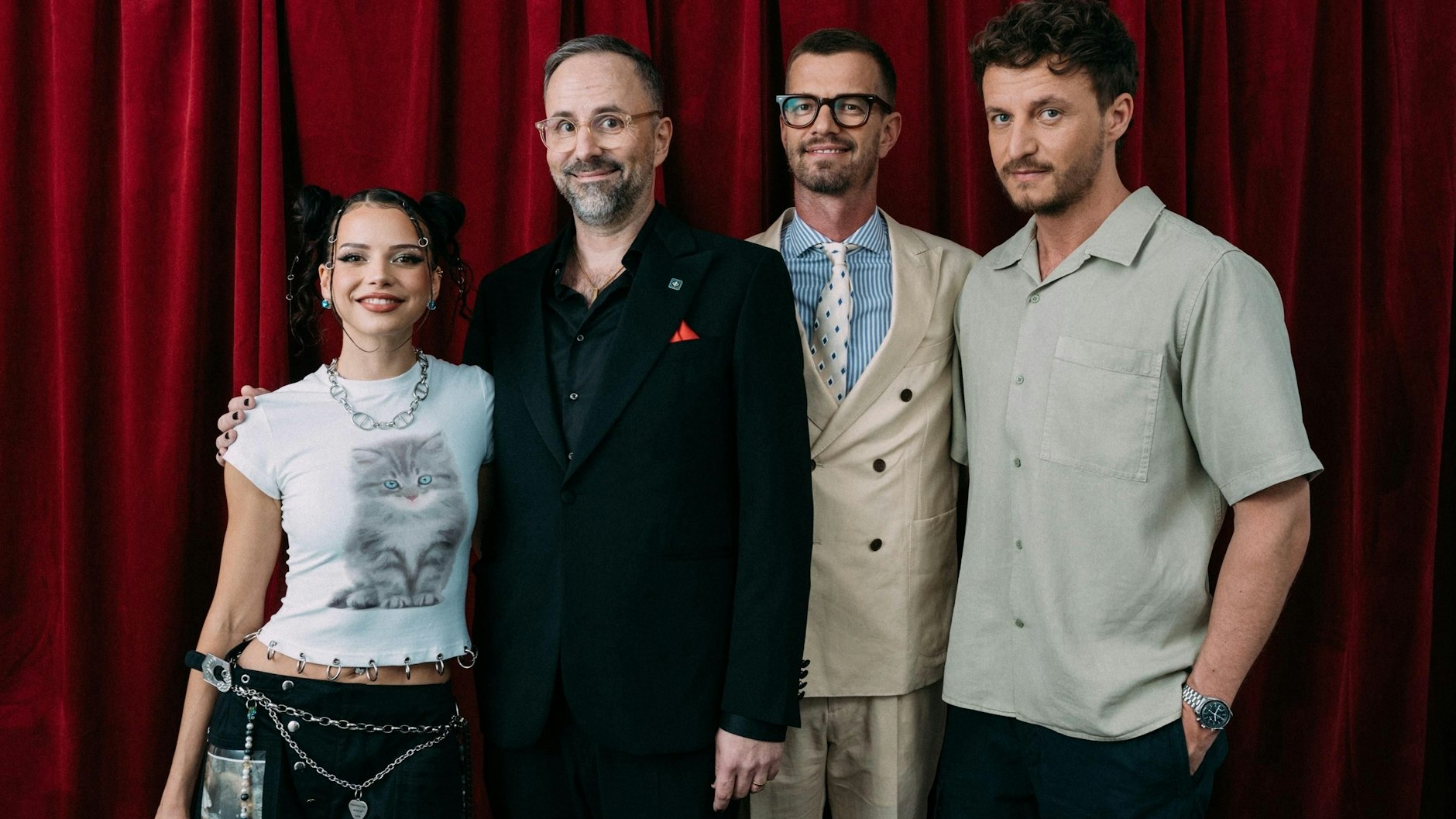 Die Besetzung der neuen Staffel „Wer stiehlt mir die Show“: Nina Chuba, Kurt Krömer, Joko Winterscheidt und Tommi Schmidt.
