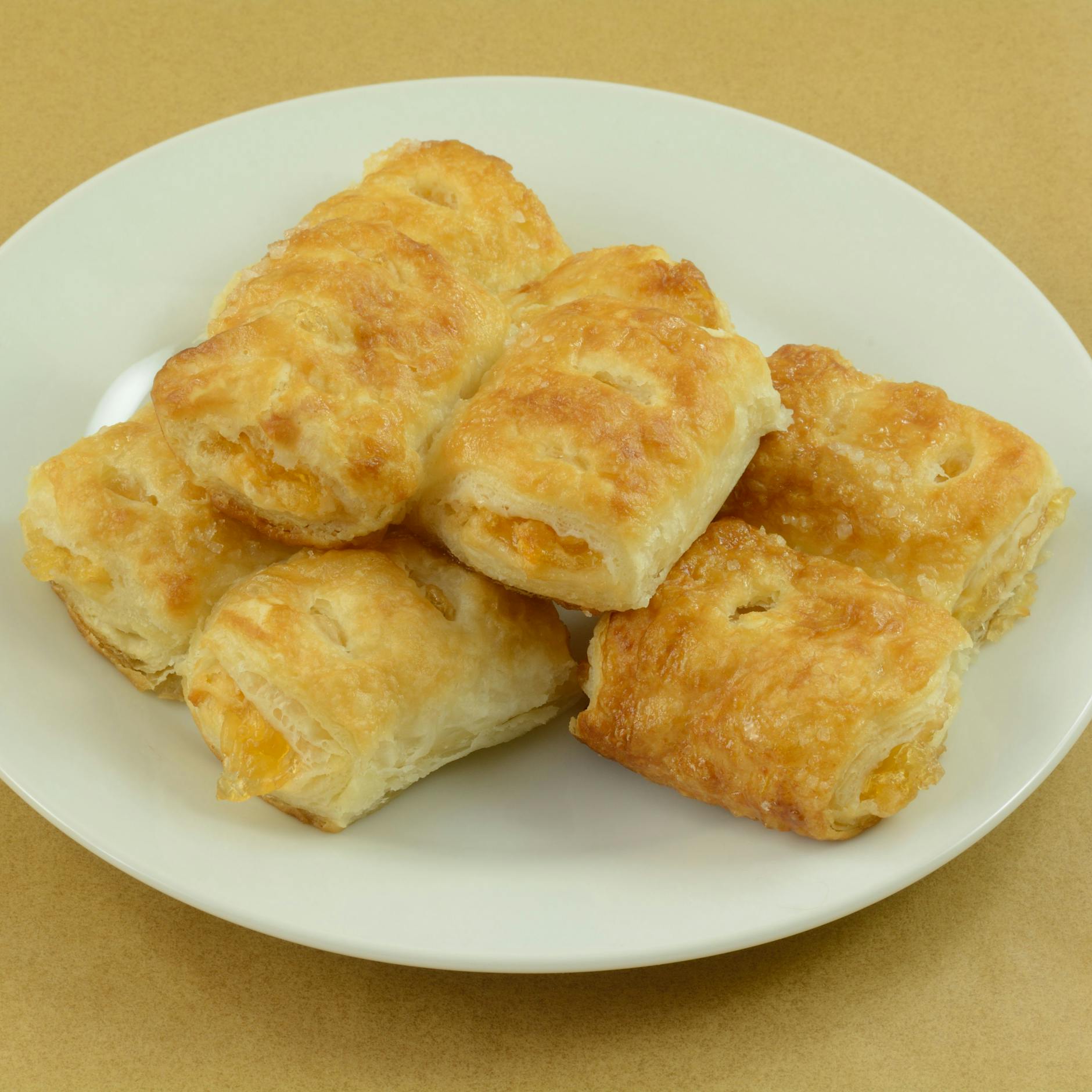 Rezept für einfache Apfeltaschen mit Blätterteig – besser als bei McDonald’s!