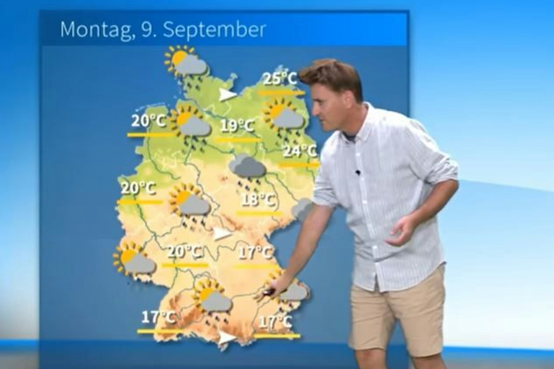 Meteorologe Dominik Jung zeigt die Starkregen-Front.