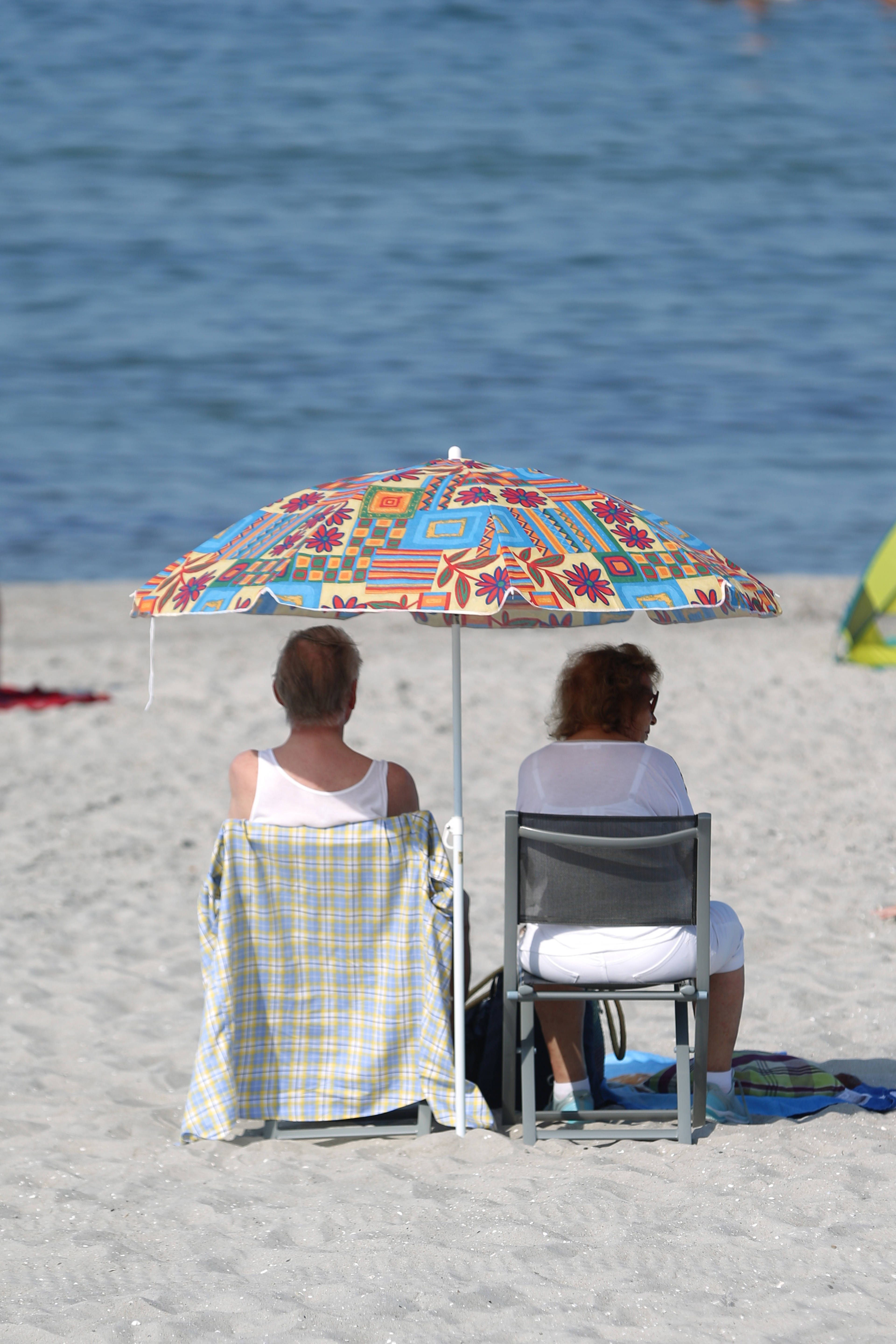 Rentnerparadies DDR: Keine Steuern, keine Krankenkassenbeiträge!