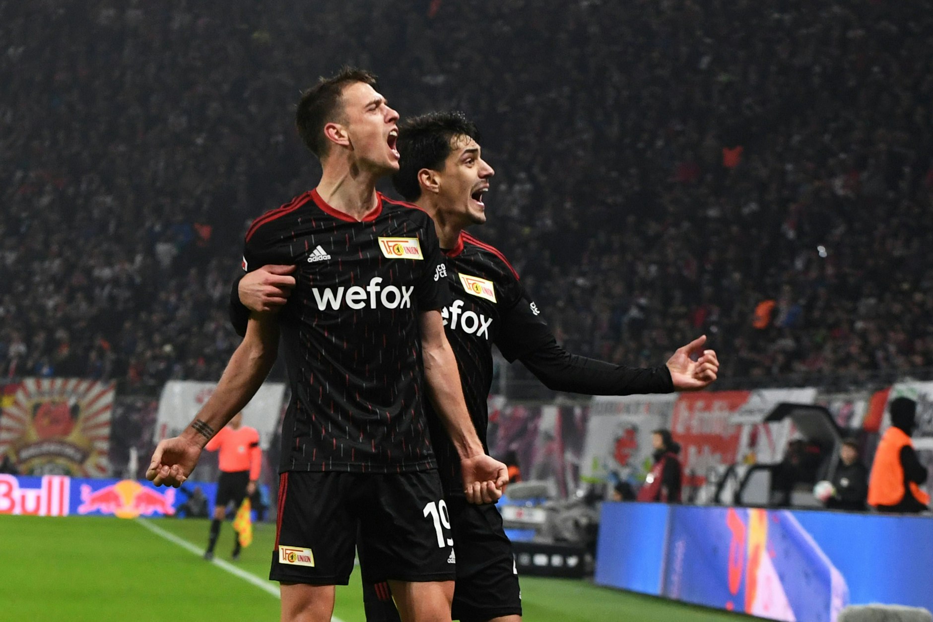 Wissen, wie es in Leipzig geht: Janik Haberer und Diogo Leite jubelten bereits über einen Auswärtssieg des 1. FC Union bei RB.&nbsp;