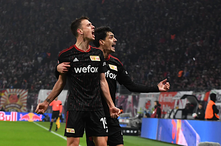 Wissen, wie es in Leipzig geht: Janik Haberer und Diogo Leite jubelten bereits über einen Auswärtssieg des 1. FC Union bei RB.&nbsp;