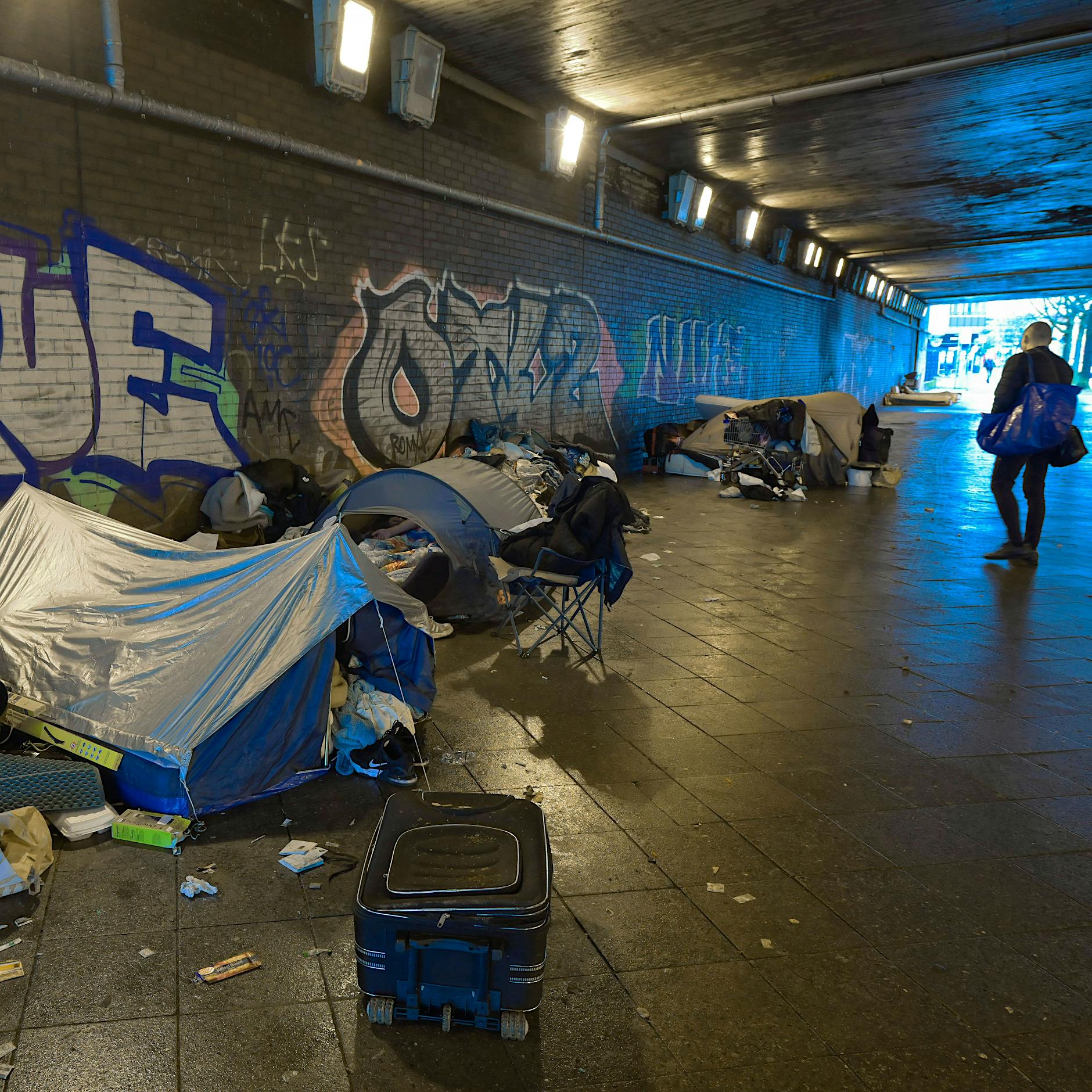 Obdachlosencamp Lewishamstraße: Bezirk Charlottenburg-Wilmersdorf ändert Strategie