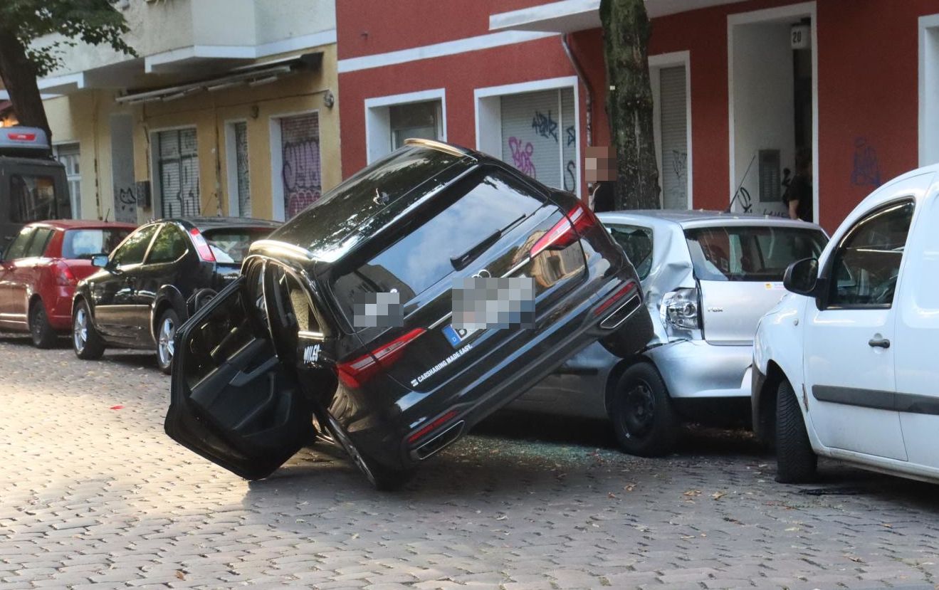Ja, wer macht denn so was? Das ermittelt gerade die Berliner Polizei