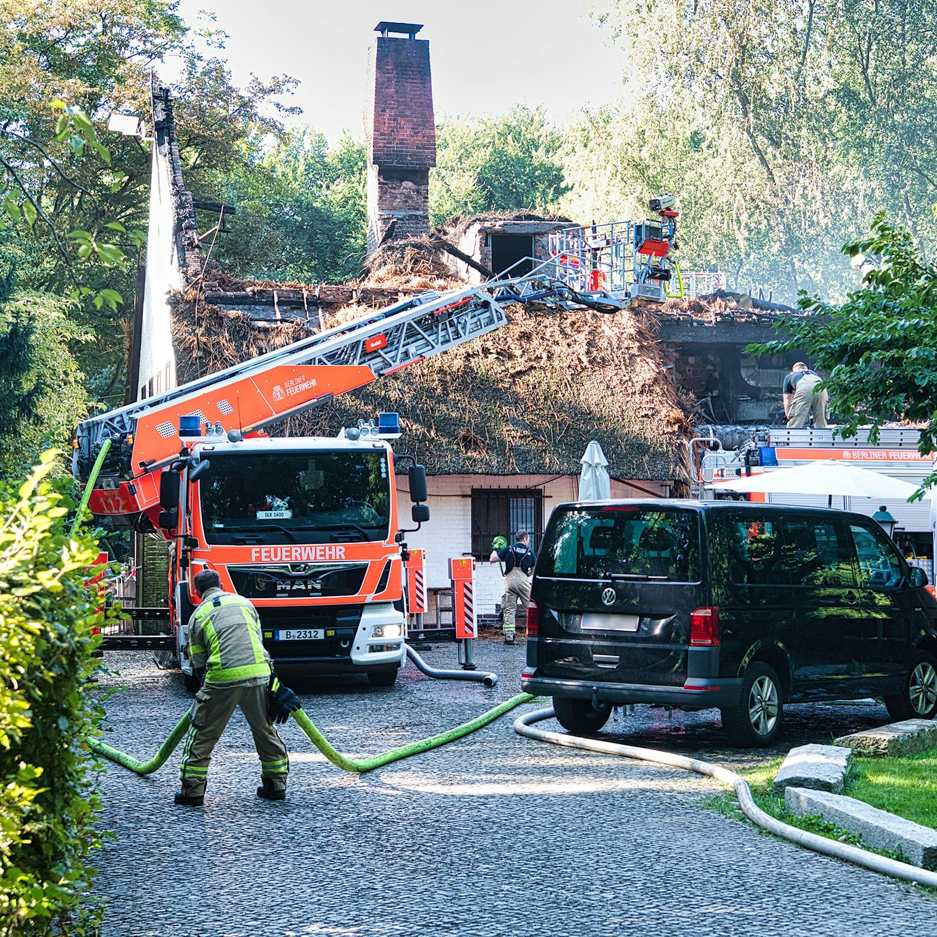Bezirk Mitte will abgebranntes Teehaus im Tiergarten wieder aufbauen