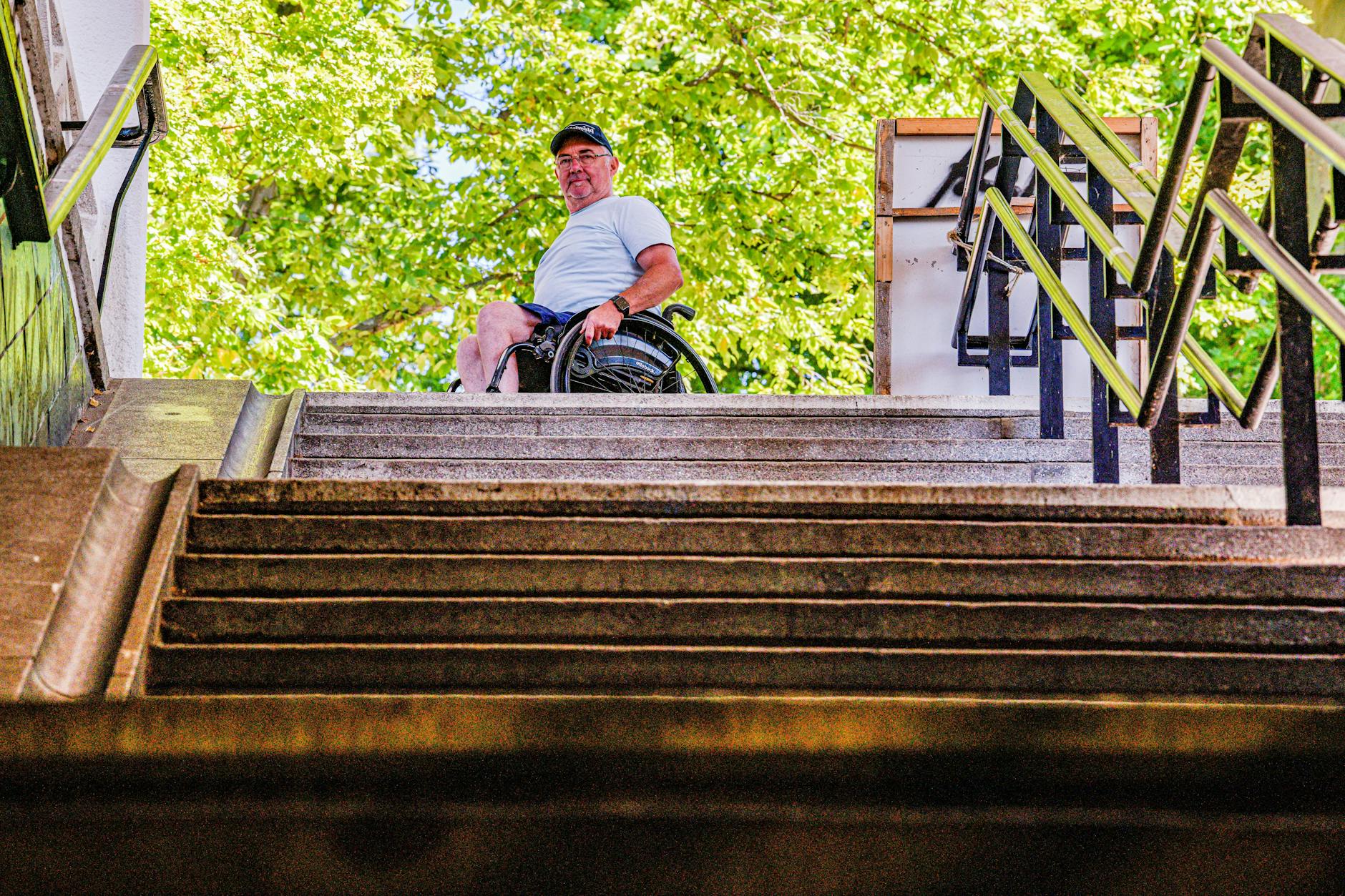 In Friedrichshagen setzen sich Bürgerinitiativen seit Langem für eine barrierefreie Lösung für den Spreetunnel ein – noch ohne Erfolg.
