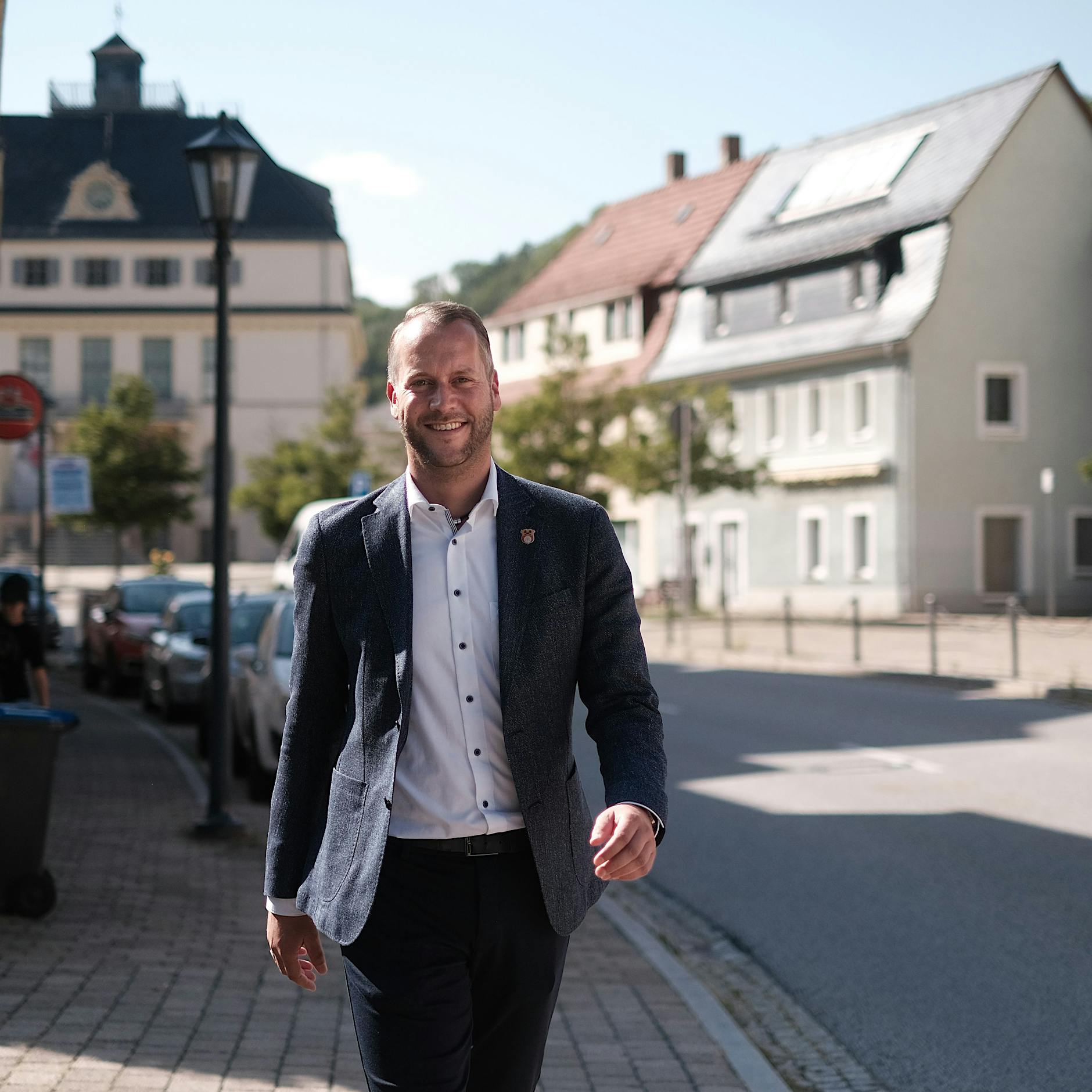 Bürgermeister von Glashütte in Sachsen: „Wir hatten hier keine ‚Naziaufzüge‘, sondern Montagsdemos“