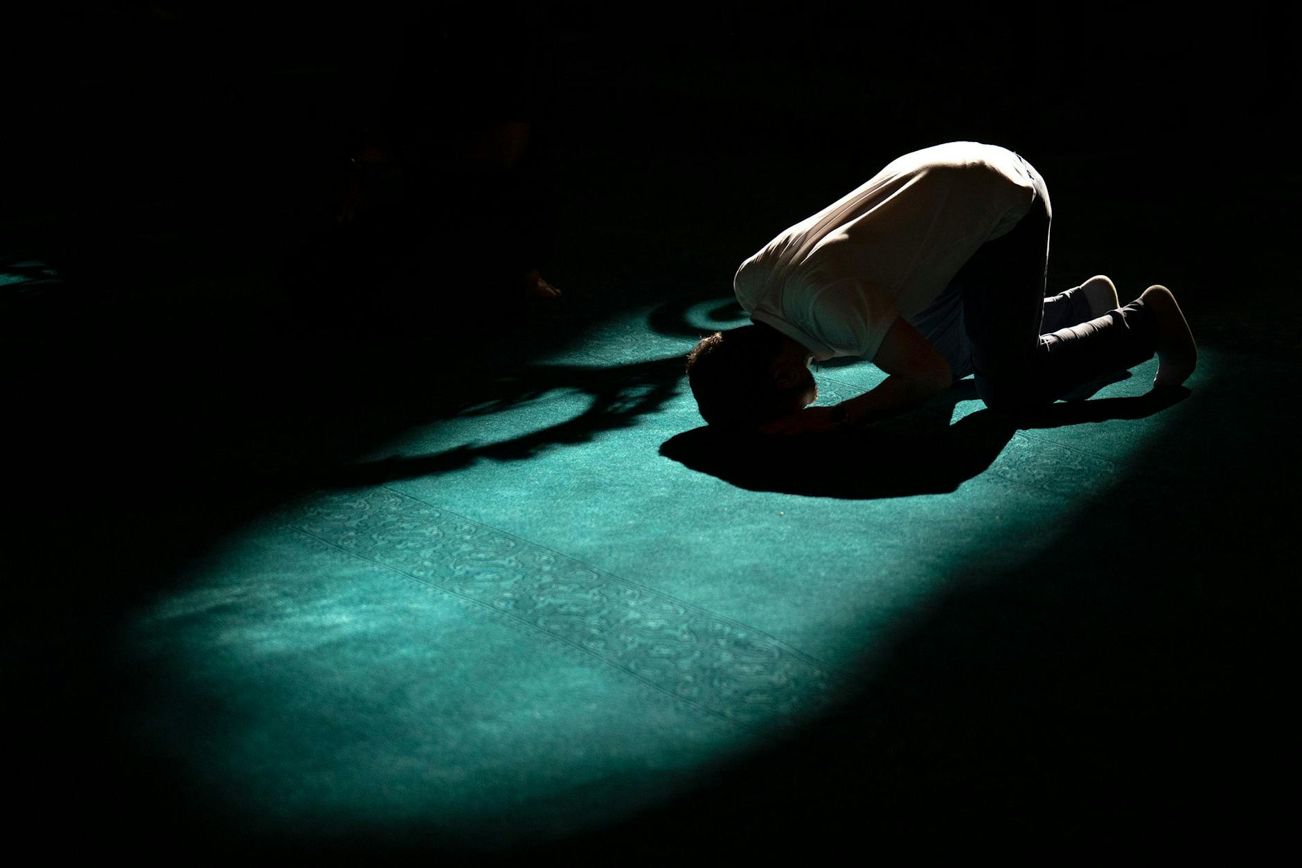 Das Innenministerium hat das Islamische Zentrum Fürstenwalde al-Salam in Fürstenwalde verboten.