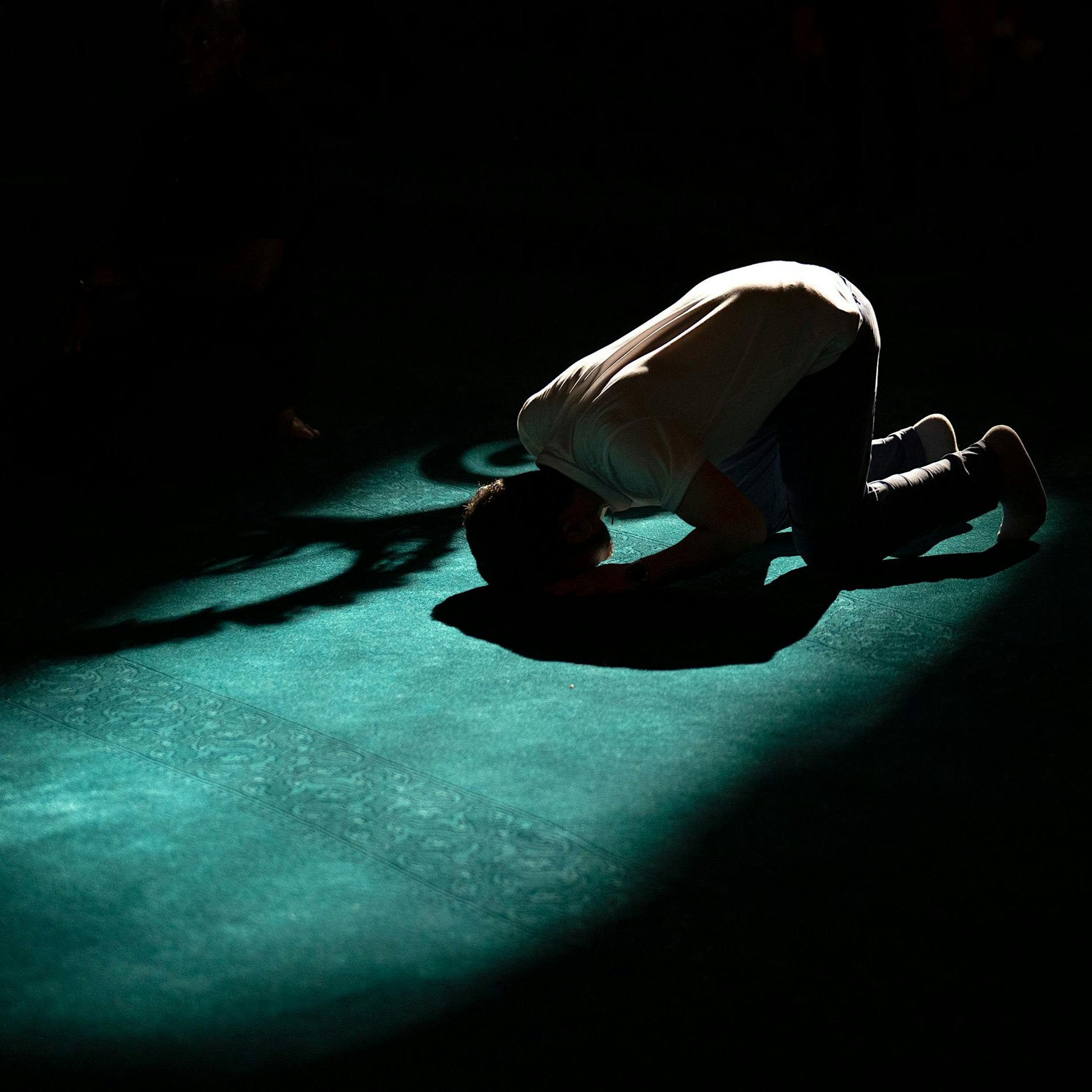 „Problem an der Wurzel packen“: Islamisches Zentrum verboten!