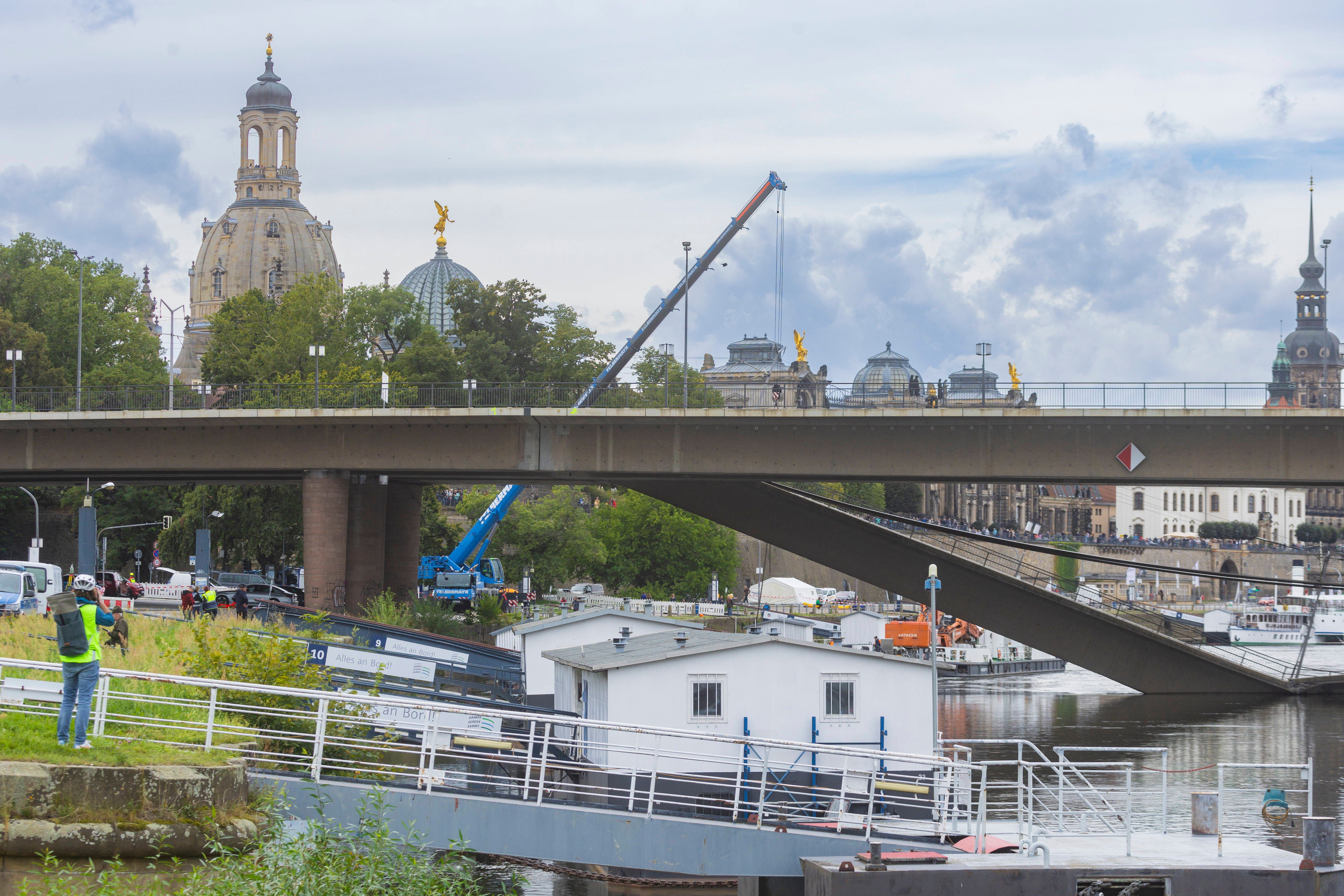 Dresden: Stürzt die Carolabrücke jetzt komplett ein?
