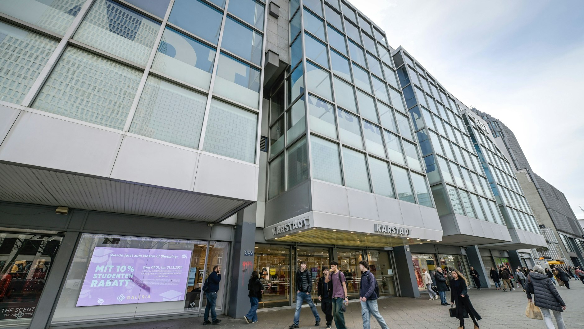 In dem einstigen Karstadt-Haus am Kurfürstendamm soll nun Lidl einziehen.