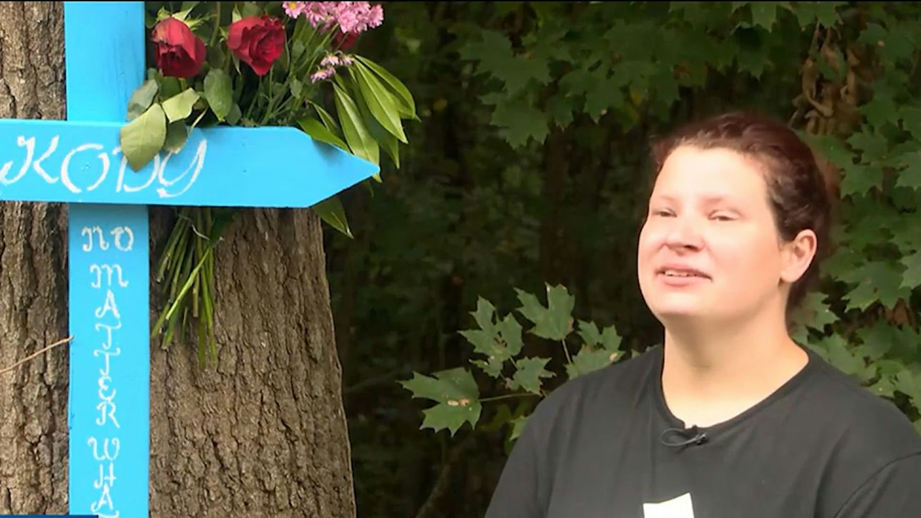 Kodys Schwester Katie Lewis wirft den Behörden Versagen vor.