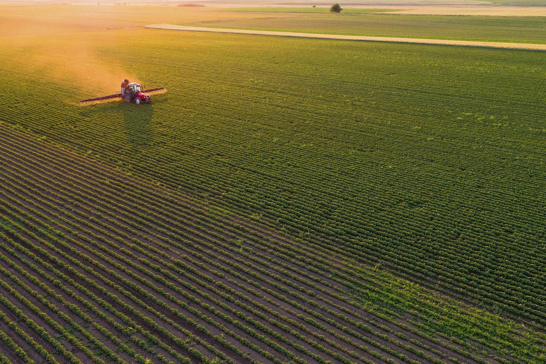 Durch den Import von Düngemitteln gelangt weiterhin russisches Gas in großen Mengen nach Deutschland.