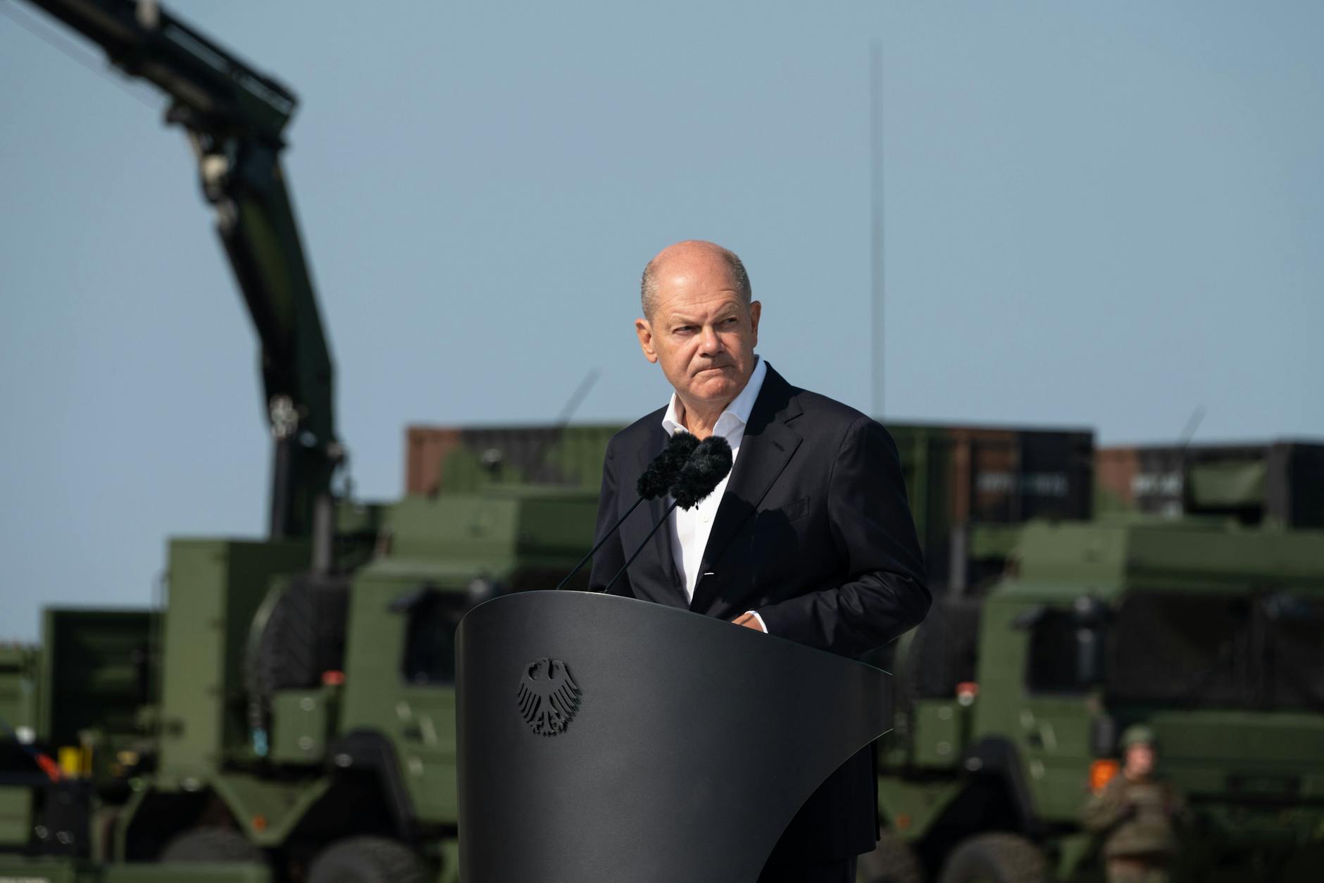 Olaf Scholz besuchte kürzlich die Flugabwehrraketengruppe in Todendorf.