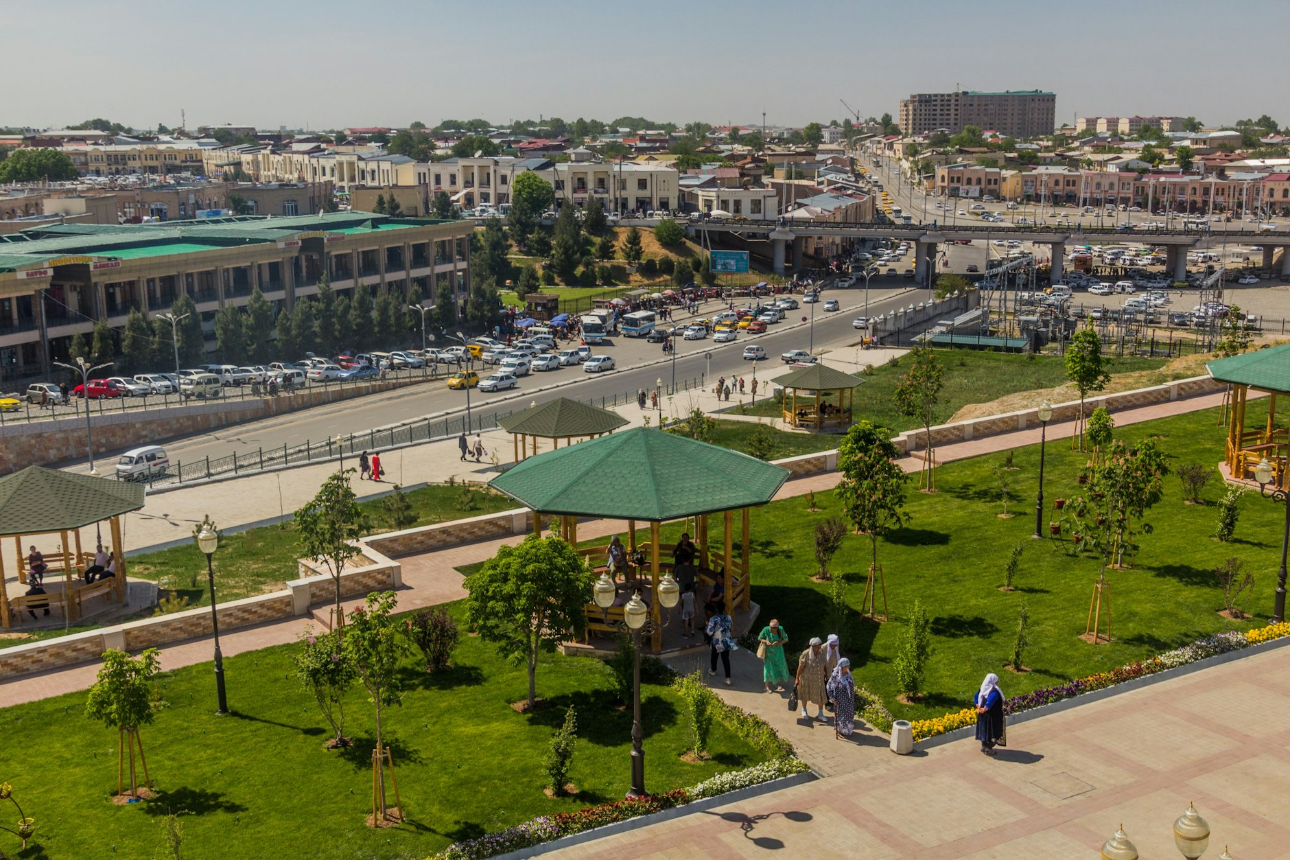 Usbekistan: Blick auf die Schahi-Sinda-Straße in Samarkand