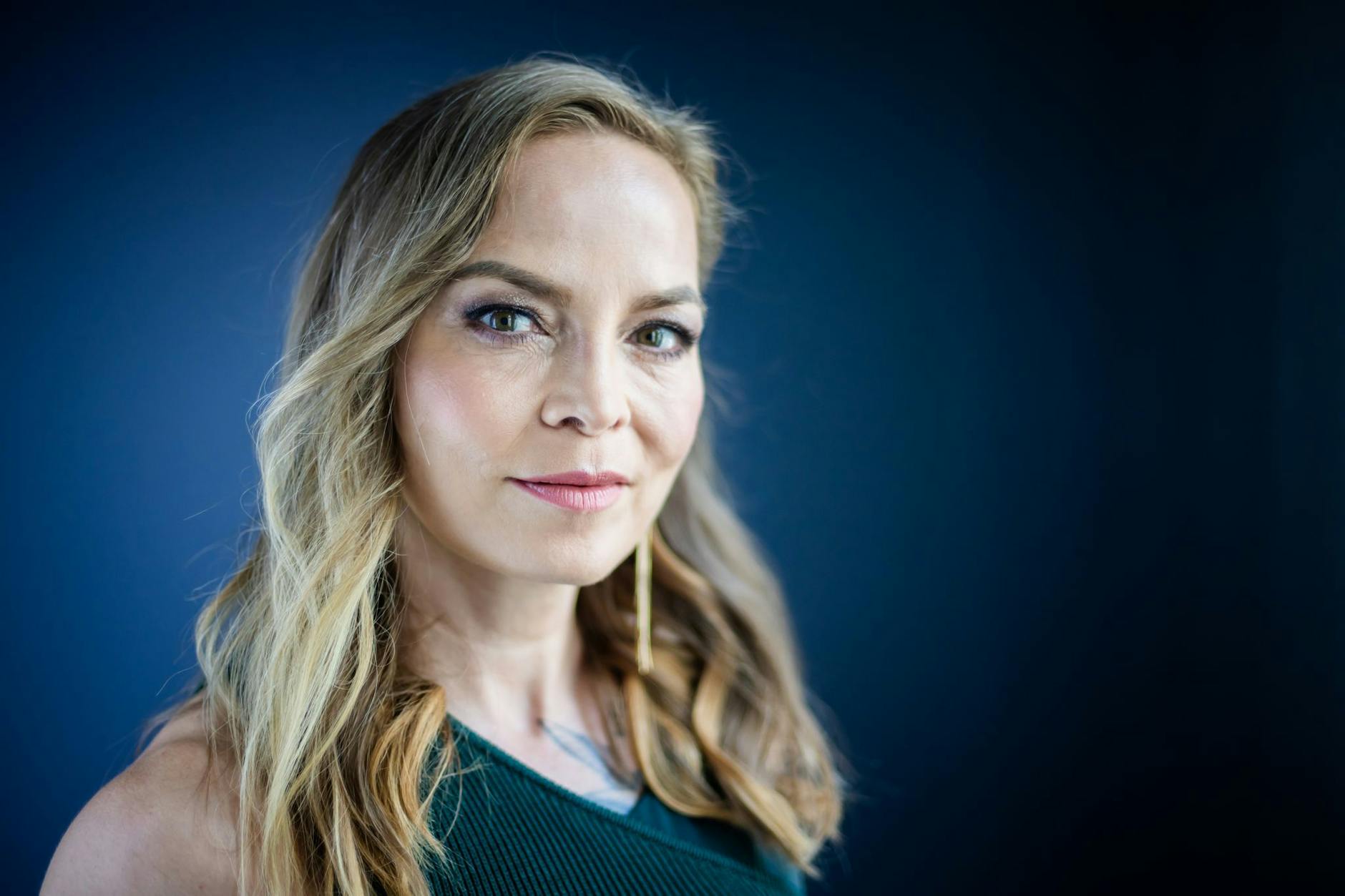 Regina Halmich schickt Raab eine Kampfansage.