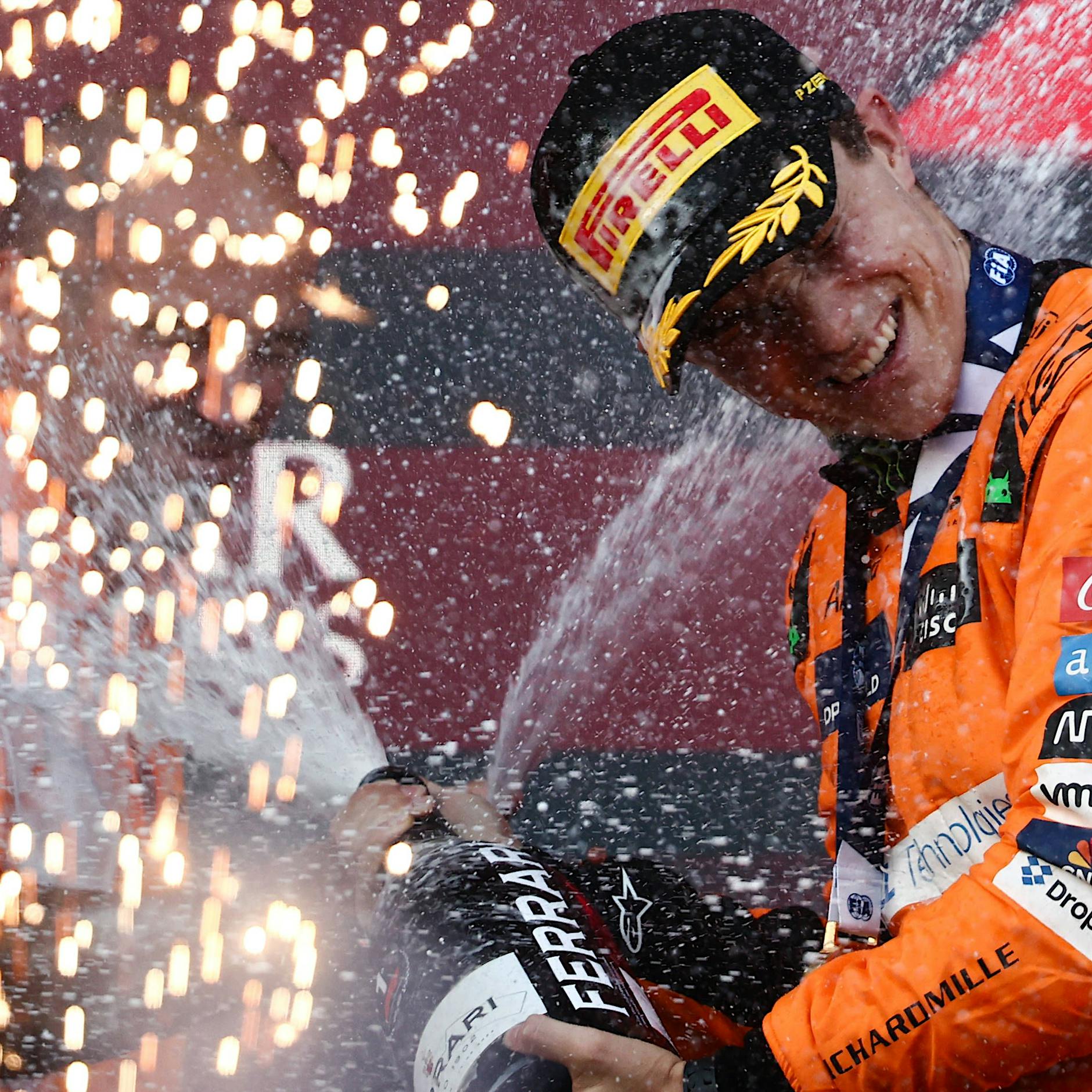 Formel 1: McLaren-Youngster Piastri siegt in Baku, Verstappen hadert im Red Bull