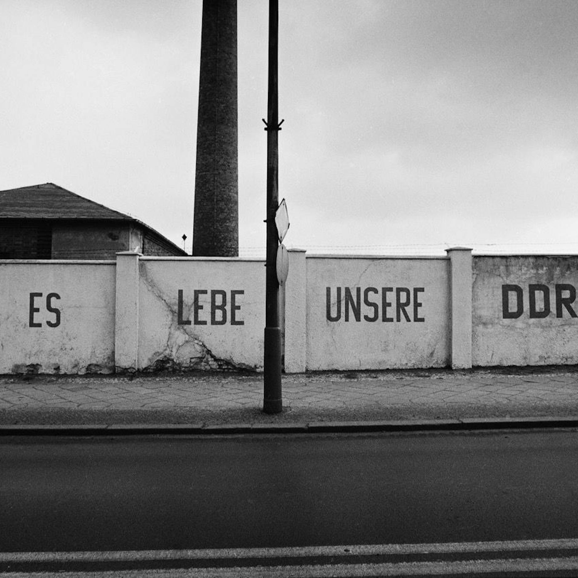 Image - 75. DDR-Gründungstag: Feiern oder besinnen? Rückblicke auf gute und schlechte Zeiten