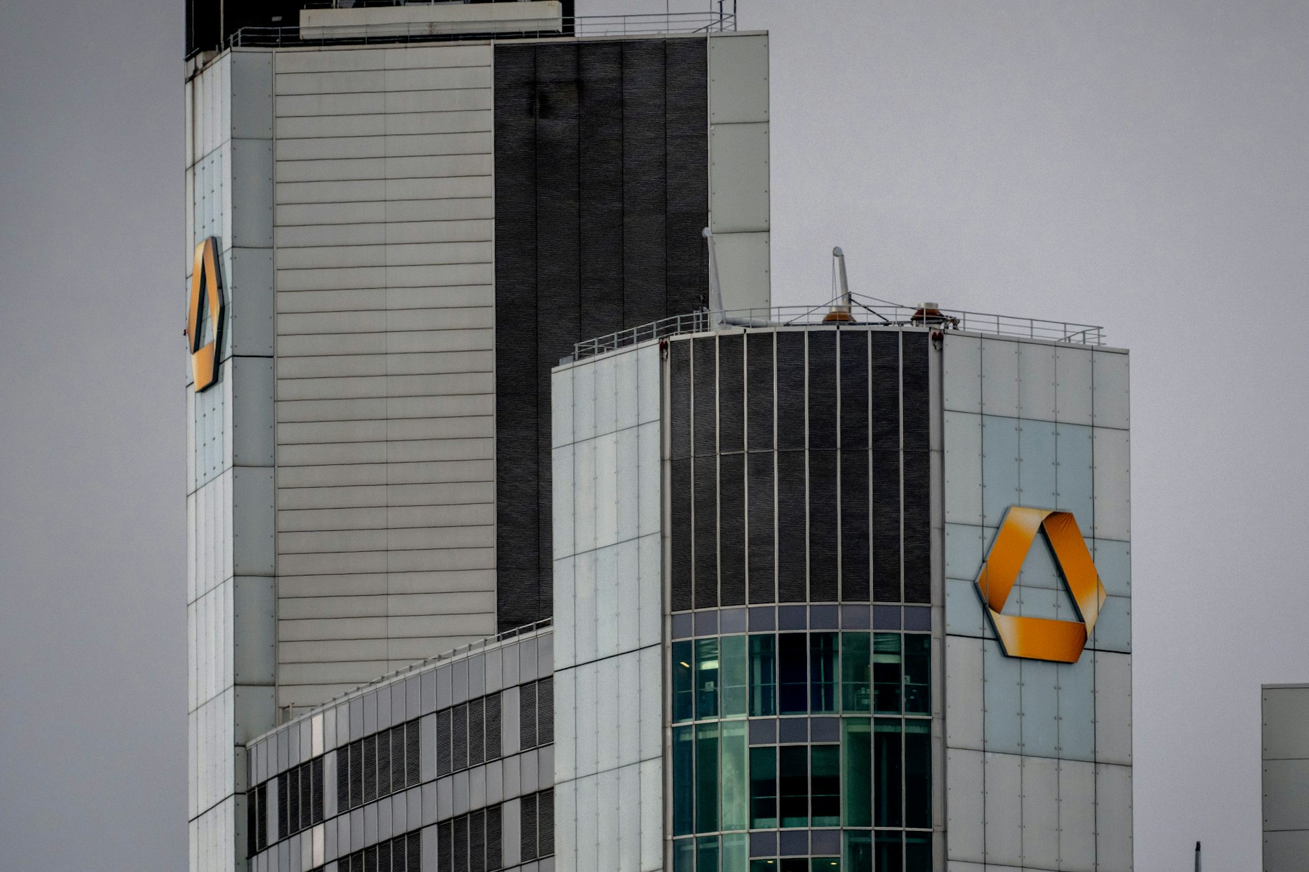 Die Zentrale der Commerzbank in Frankfurt am Main