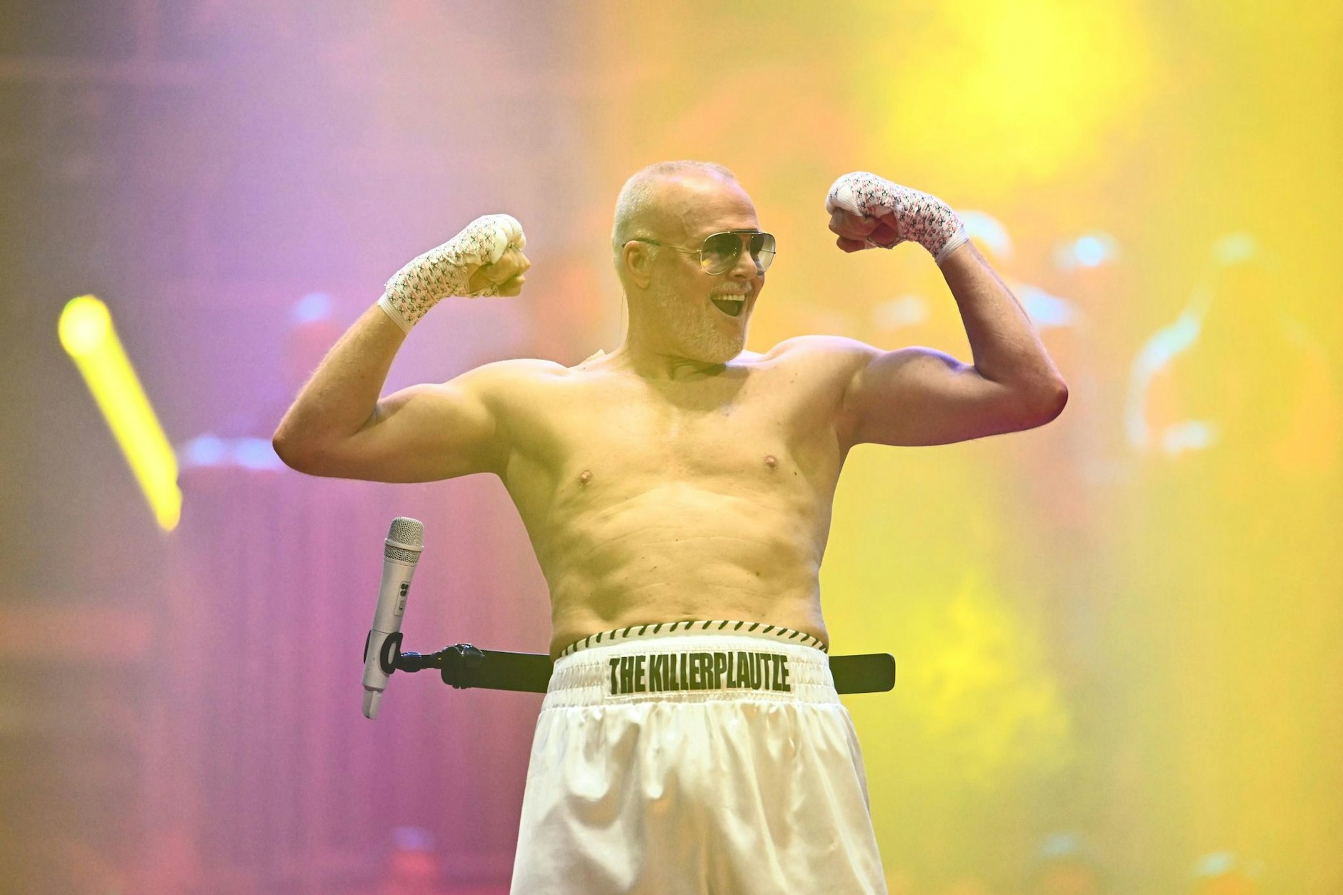 Stefan Raab kehrt mit einer neuen Show vor die Kamera zurück.