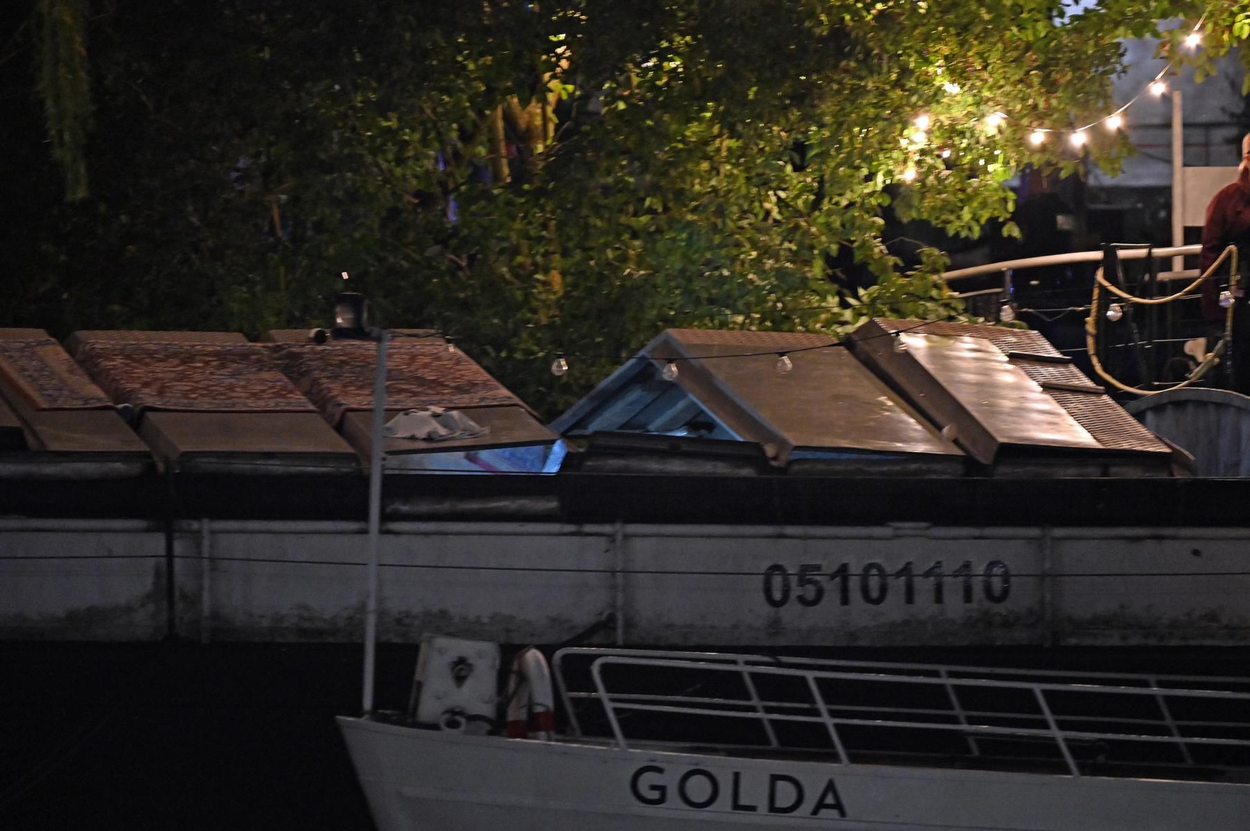 Berlin: Bootsdach bricht weg – zwölf Personen verletzt