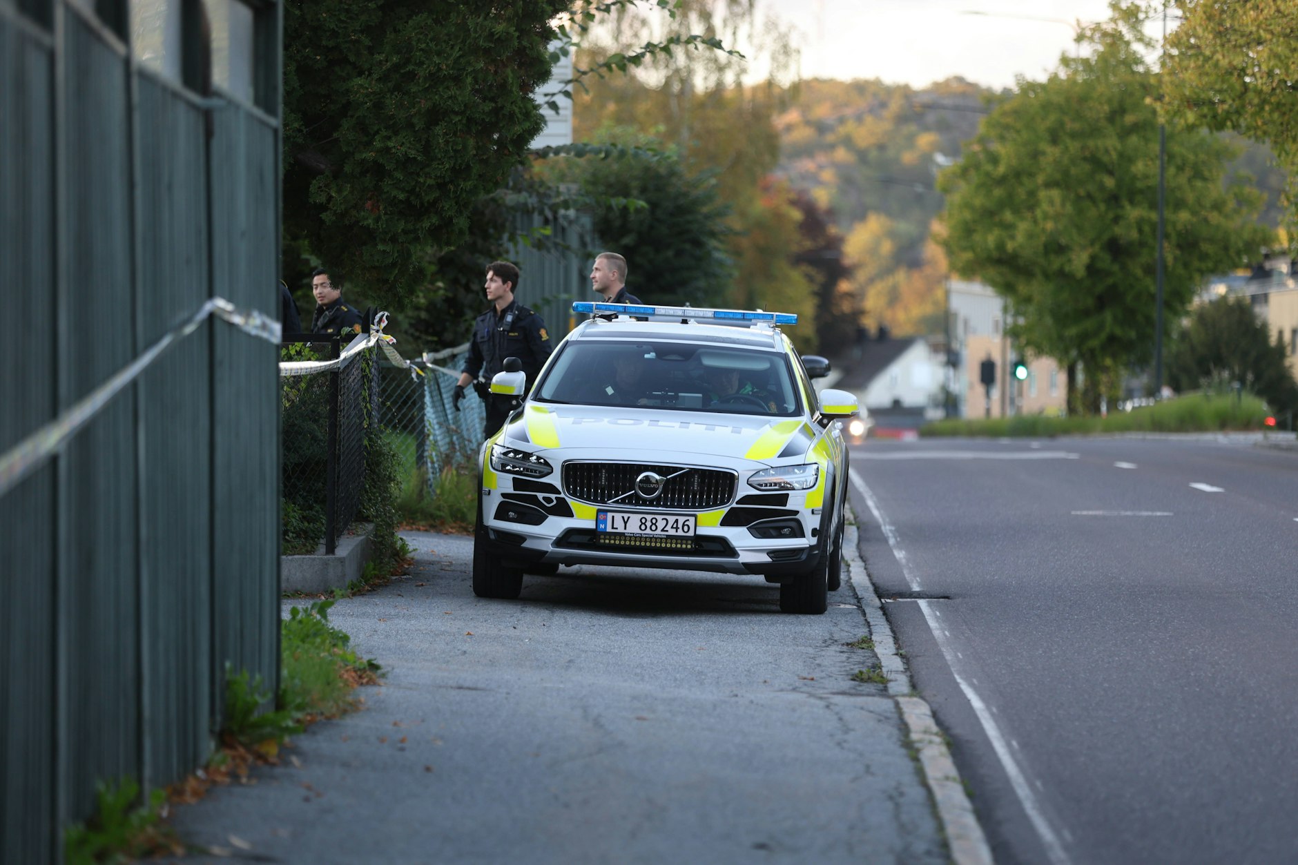 Die Polizei ist im Einsatz nach einer gemeldeten Schießerei an der Linderud-Schule in Oslo, Norwegen. Bislang gibt es keine Informationen über Verletzte. (Achtung, Symbolbild)