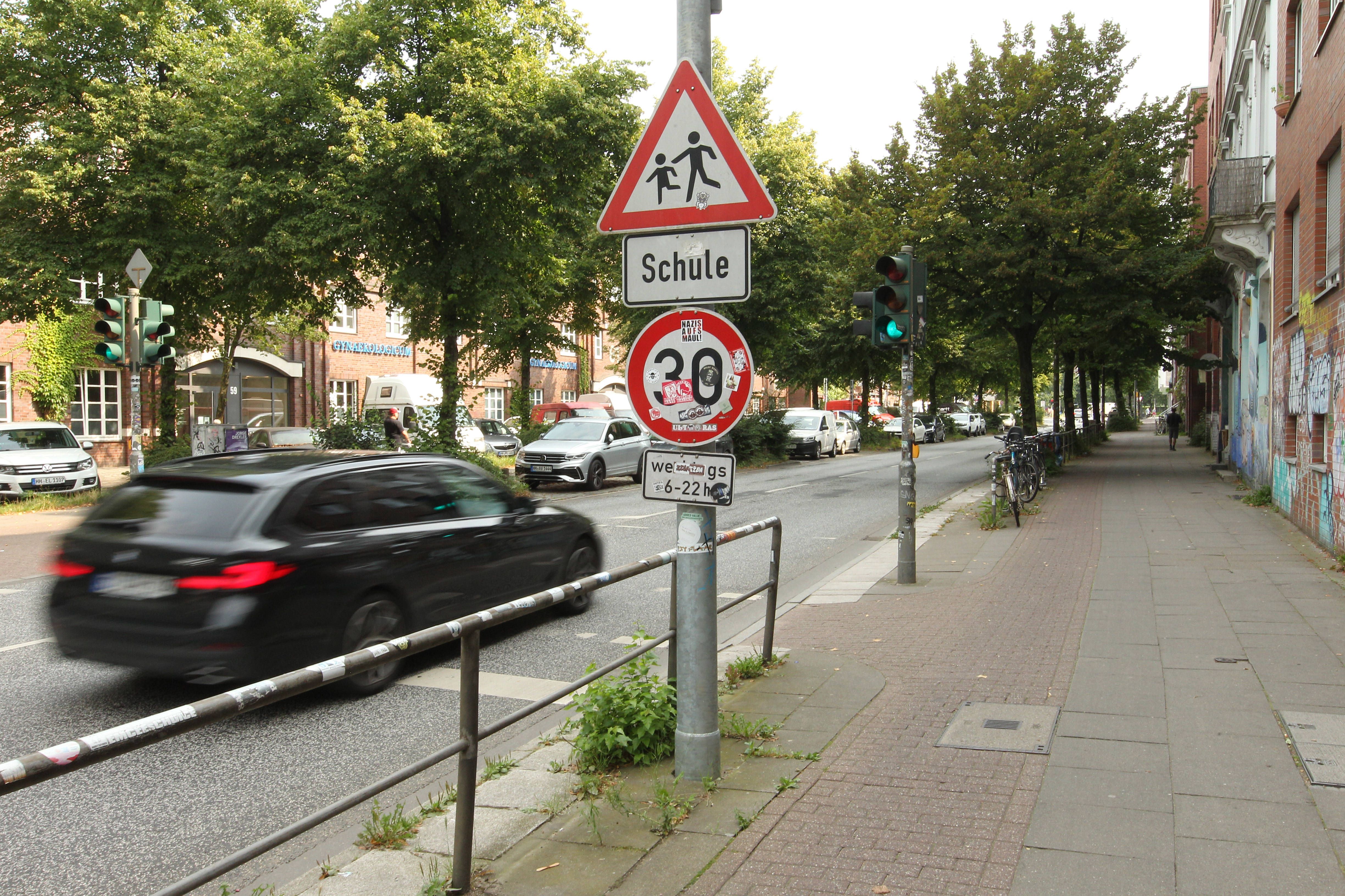 Weg mit Tempo 30? ADAC verurteilt Pläne der CDU-Verkehrsverwaltung