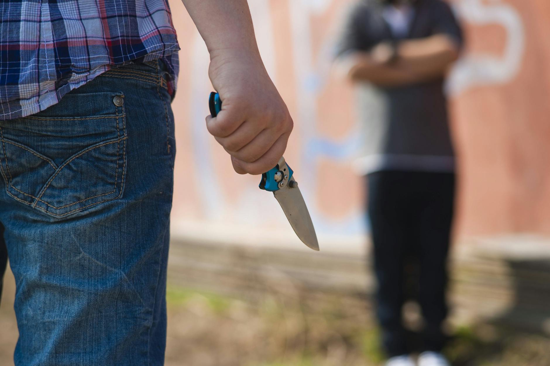 Neue Zahlen zeigen: Immer mehr Kinder und Jugendliche begehen Gewalttaten mit Messern.