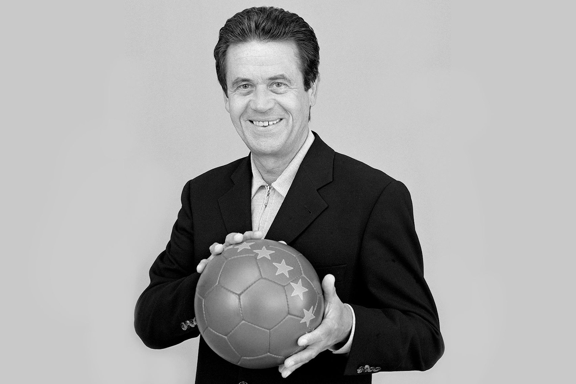 Ex-Sportschau-Chef Klaus Schwarze ist tot.