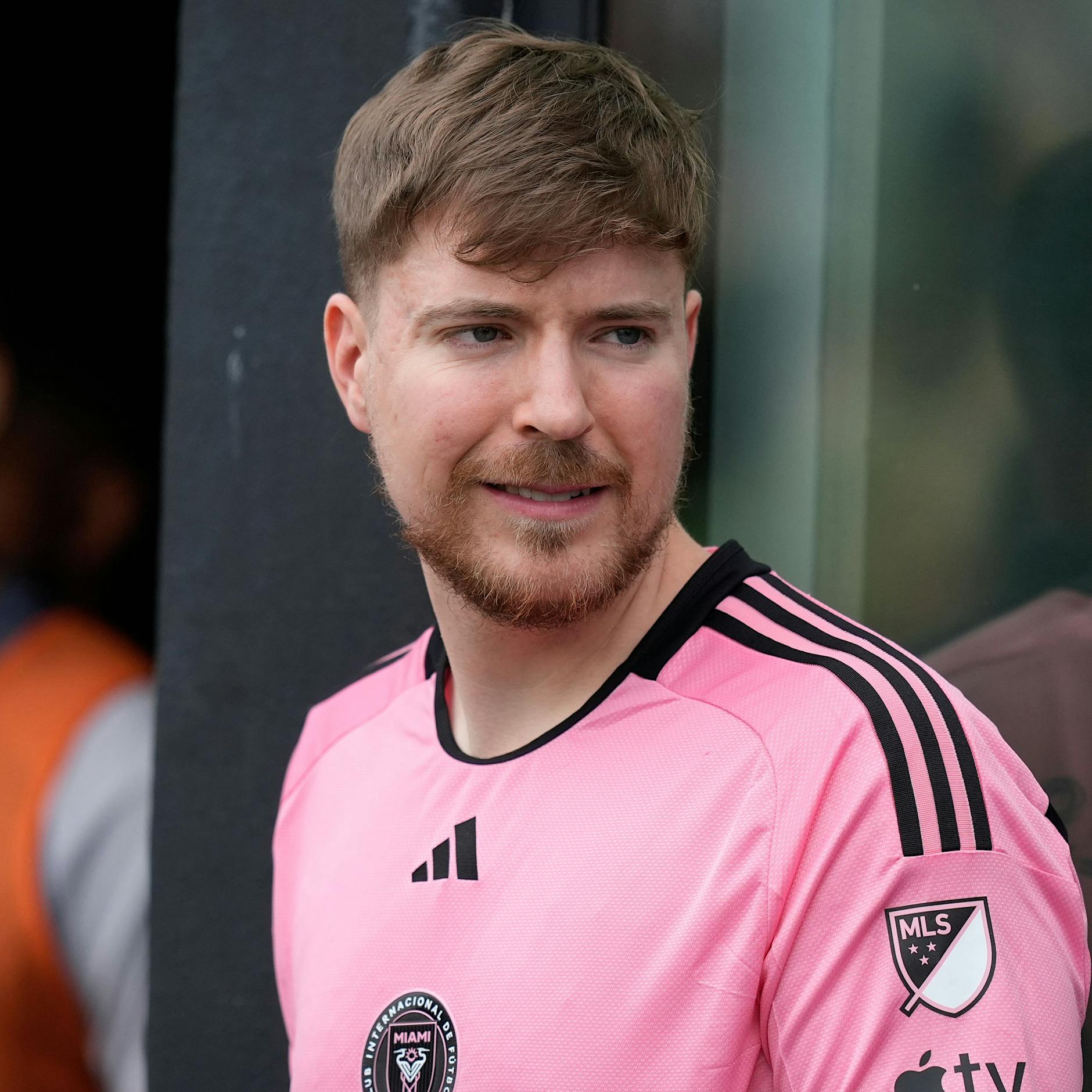 MrBeast: Kandidaten verklagen YouTube-Star wegen „chronischer Misshandlung“