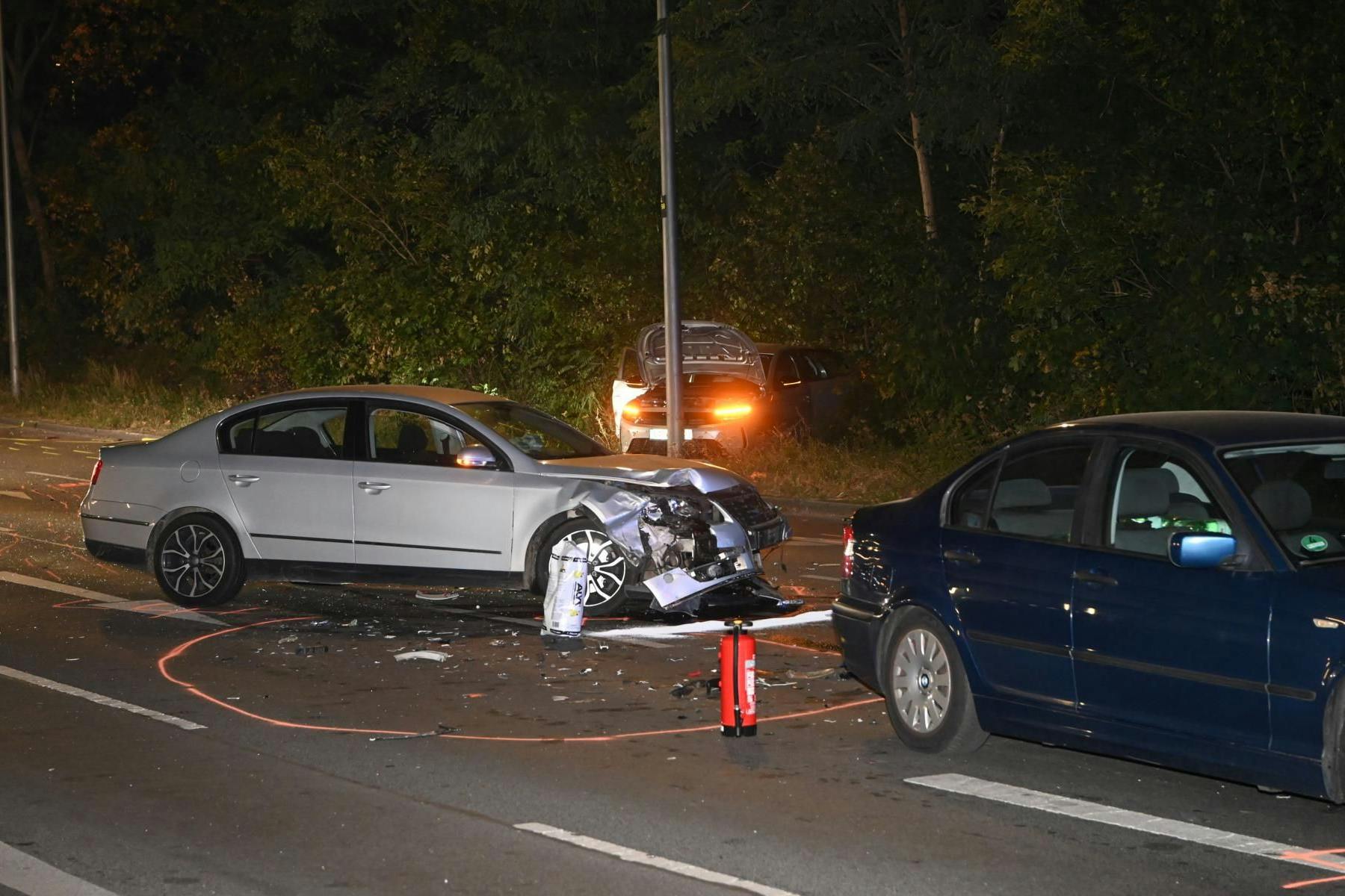 An den Fahrzeugen entstand erheblicher Schaden.