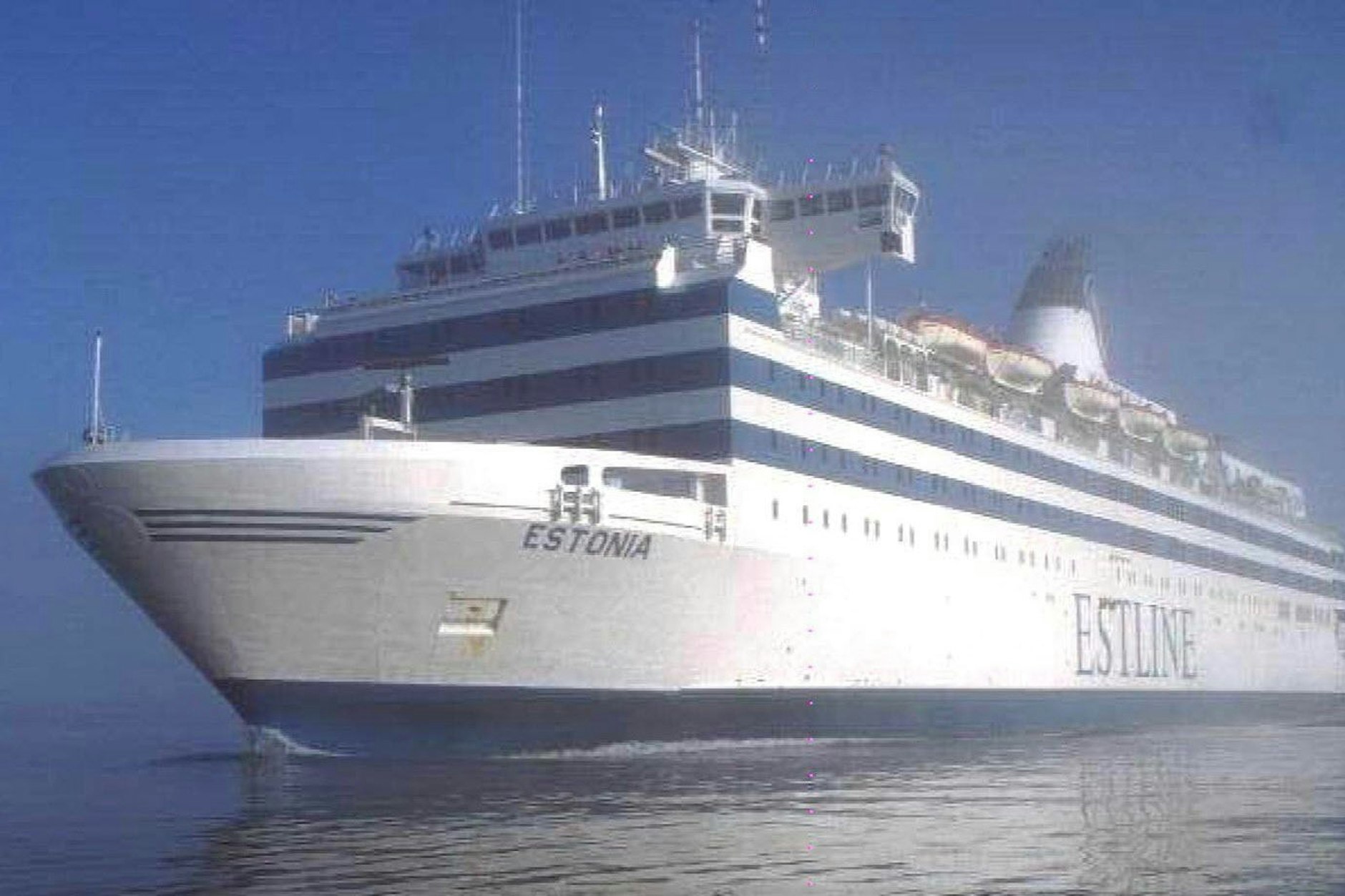 1994 havariert die estnische Ostsee-Fähre "Estonia" vor der Südküste Finnlands. Beim Untergang sterben 852 Menschen.&nbsp;