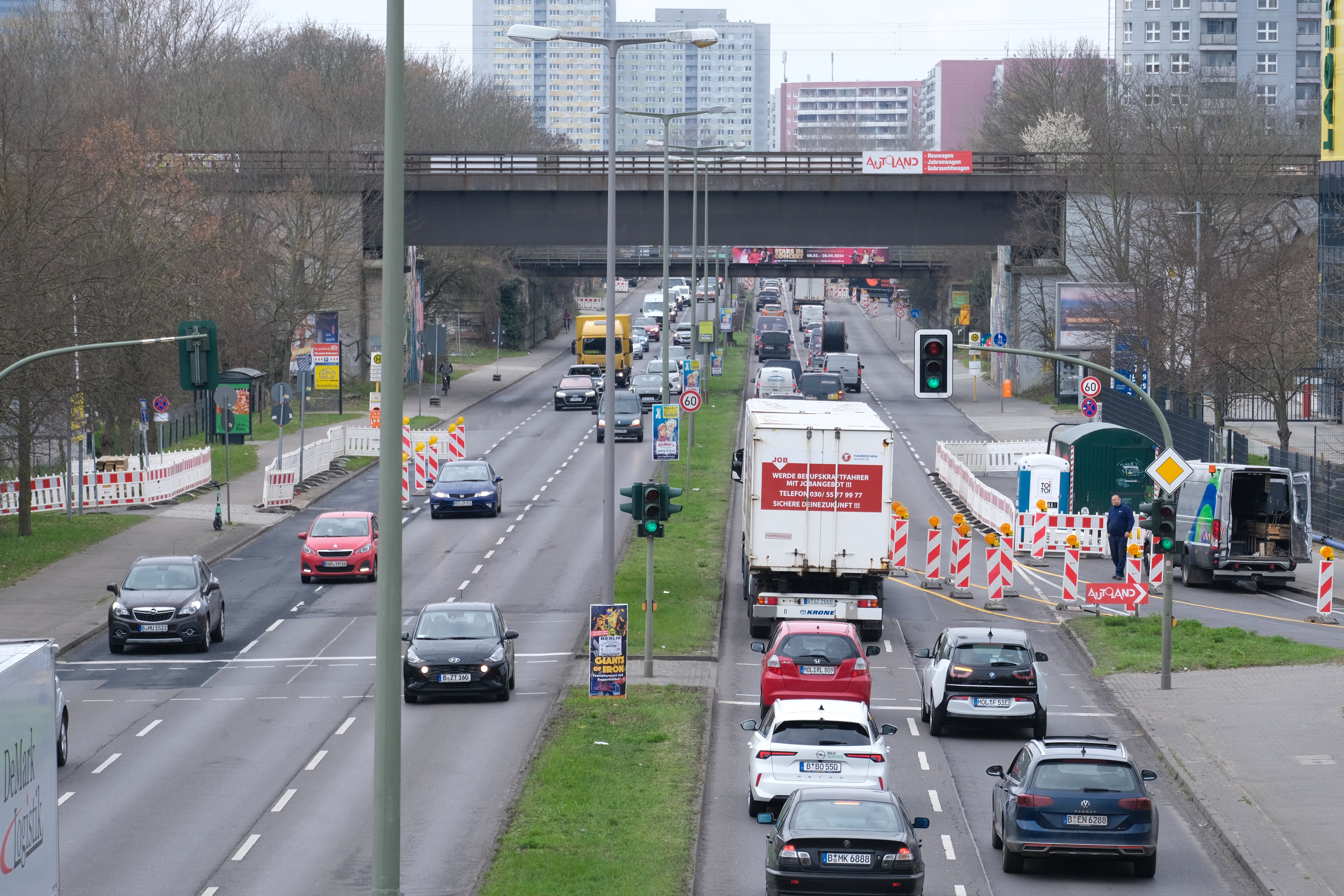 Image - Stau-Start in die neue Woche: Chaos droht an Adlergestell und B1!