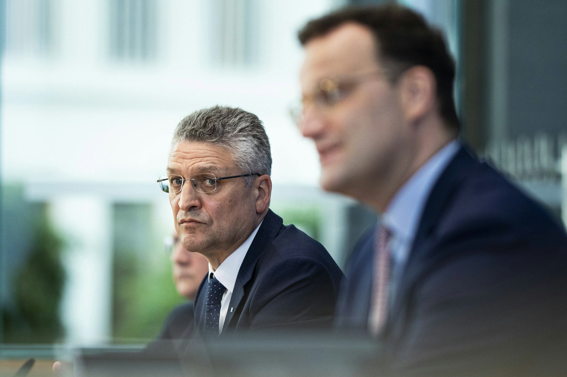Der damalige RKI-Präsident Lothar Wieler und der zum damaligen Zeitpunkt amtierende Gesundheitsminister Jens Spahn (CDU) 2020 bei einer Pressekonferenz.