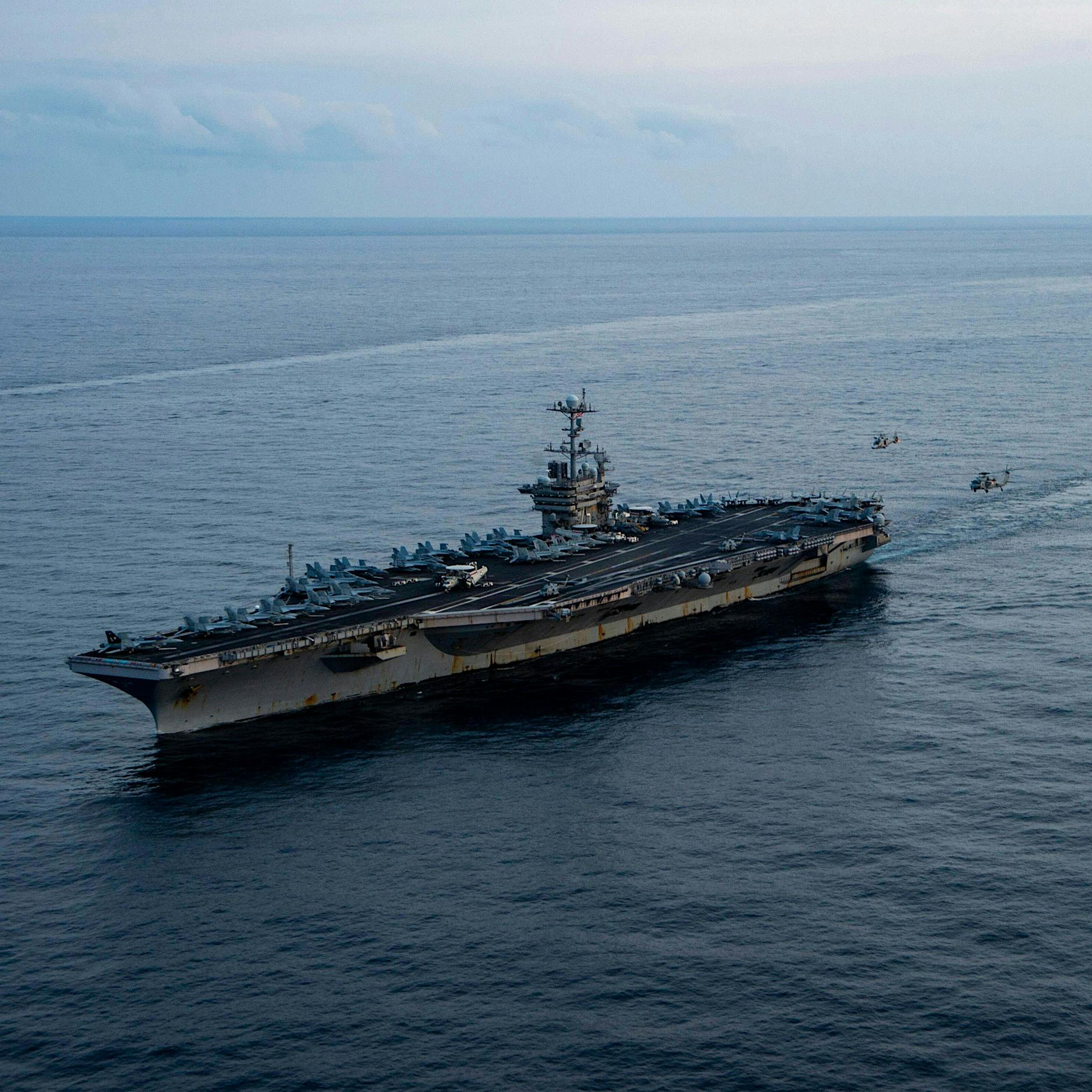 Nahost-Konflikt eskaliert: USA schicken mehrere Kriegsschiffe in den Nahen Osten