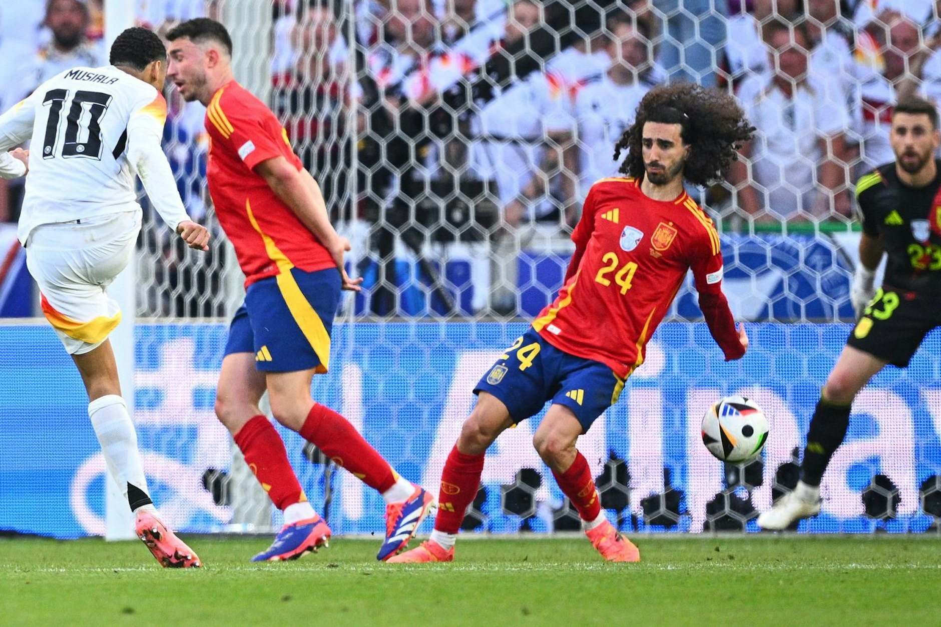 Uefa gibt EM-Fehler zu: DAS war ein Elfmeter für Deutschland!