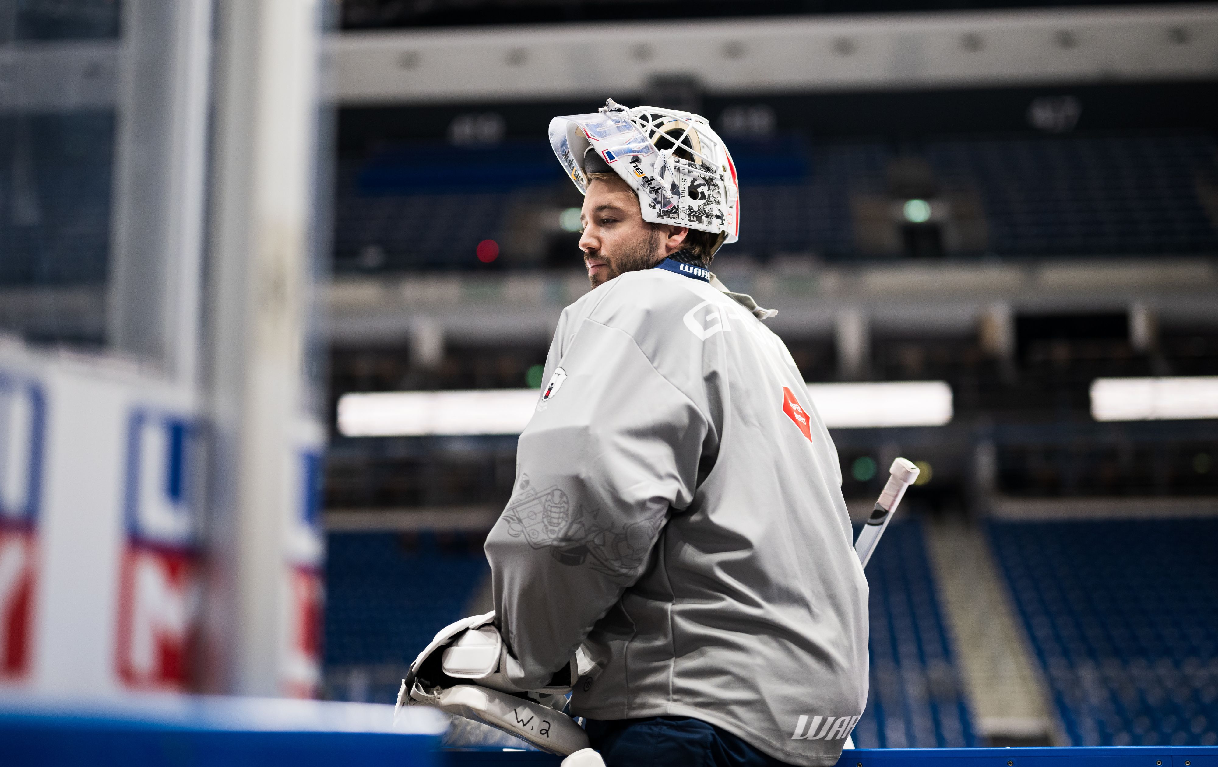 Milly ist da! Eisbär Jake Hildebrand hext jetzt als stolzer Papa