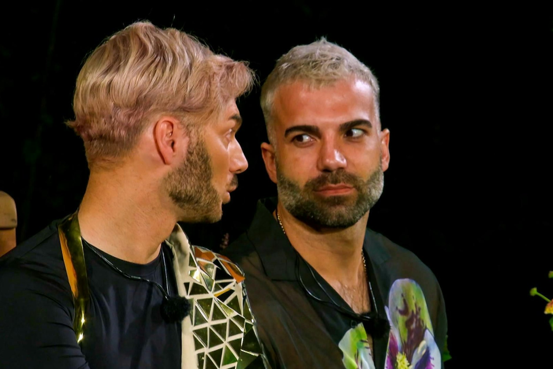 Sam Dylan und Rafi Rachek sorgen im „Sommerhaus“ immer wieder für Zoff.