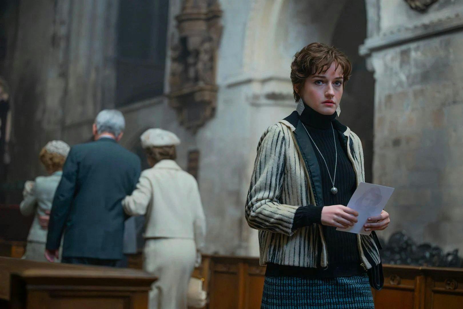 Szene aus „Apartment 7A“ mit der Schauspielerin Julia Garner als Terry Gionoffrio