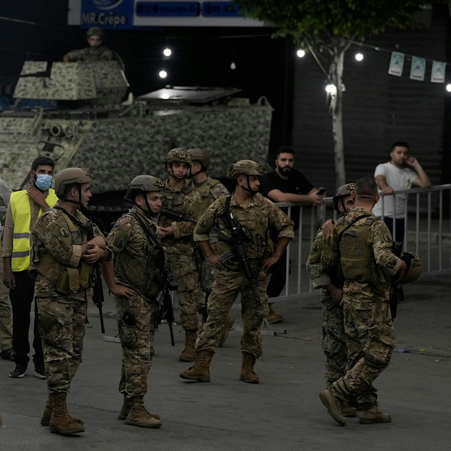 Nahost: Israel tötet Hisbollah-Kommandeur und meldet erneute Angriffswelle auf den Libanon