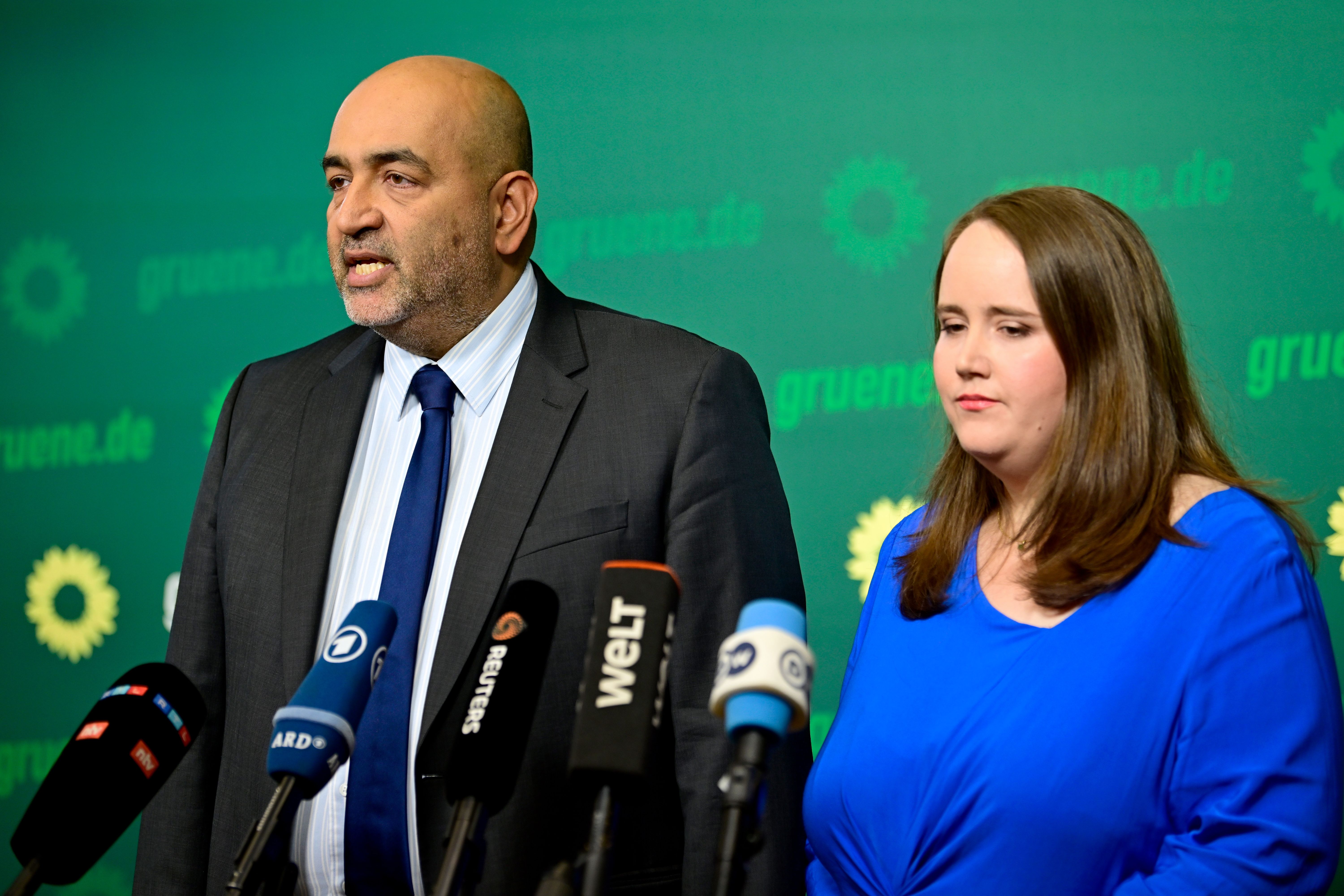 Image - Rücktritt! Grünen-Bundesvorsitzende Ricarda Lang und Omid Nouripour schmeißen hin