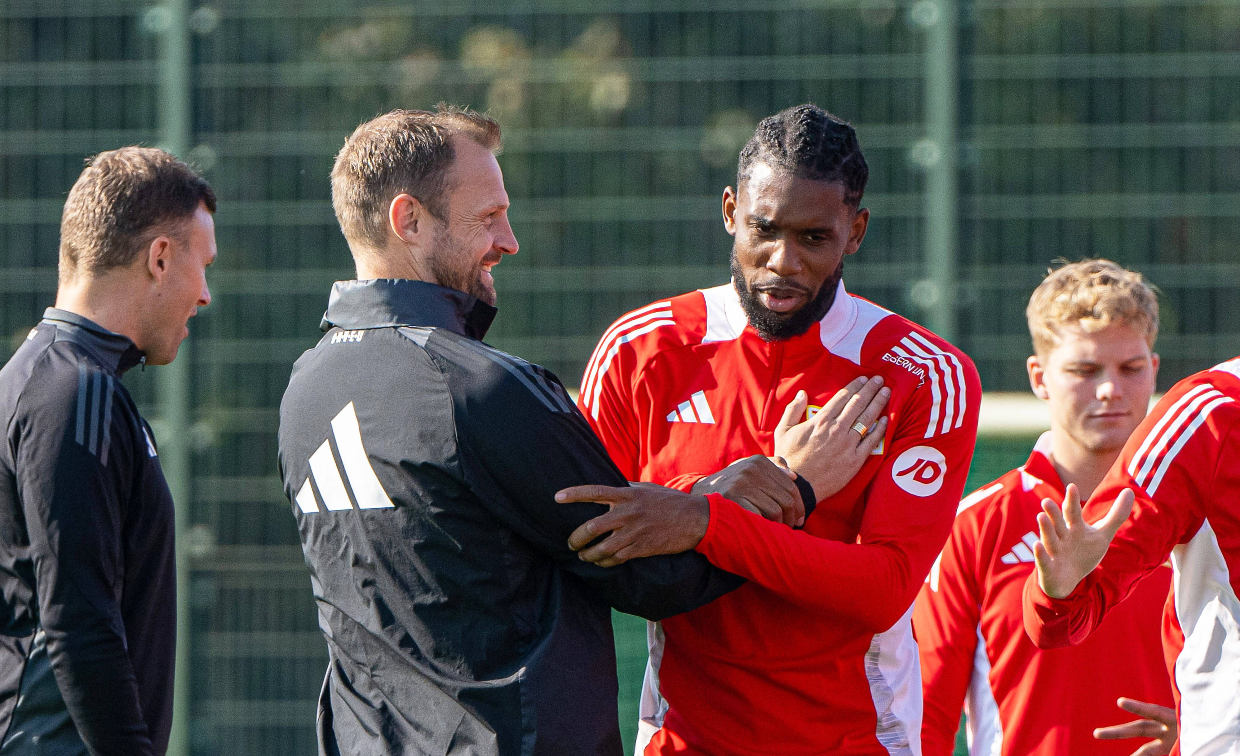 Image - Svensson kuriert Fischer-Opfer: Siebatcheu im Glück beim 1. FC Union